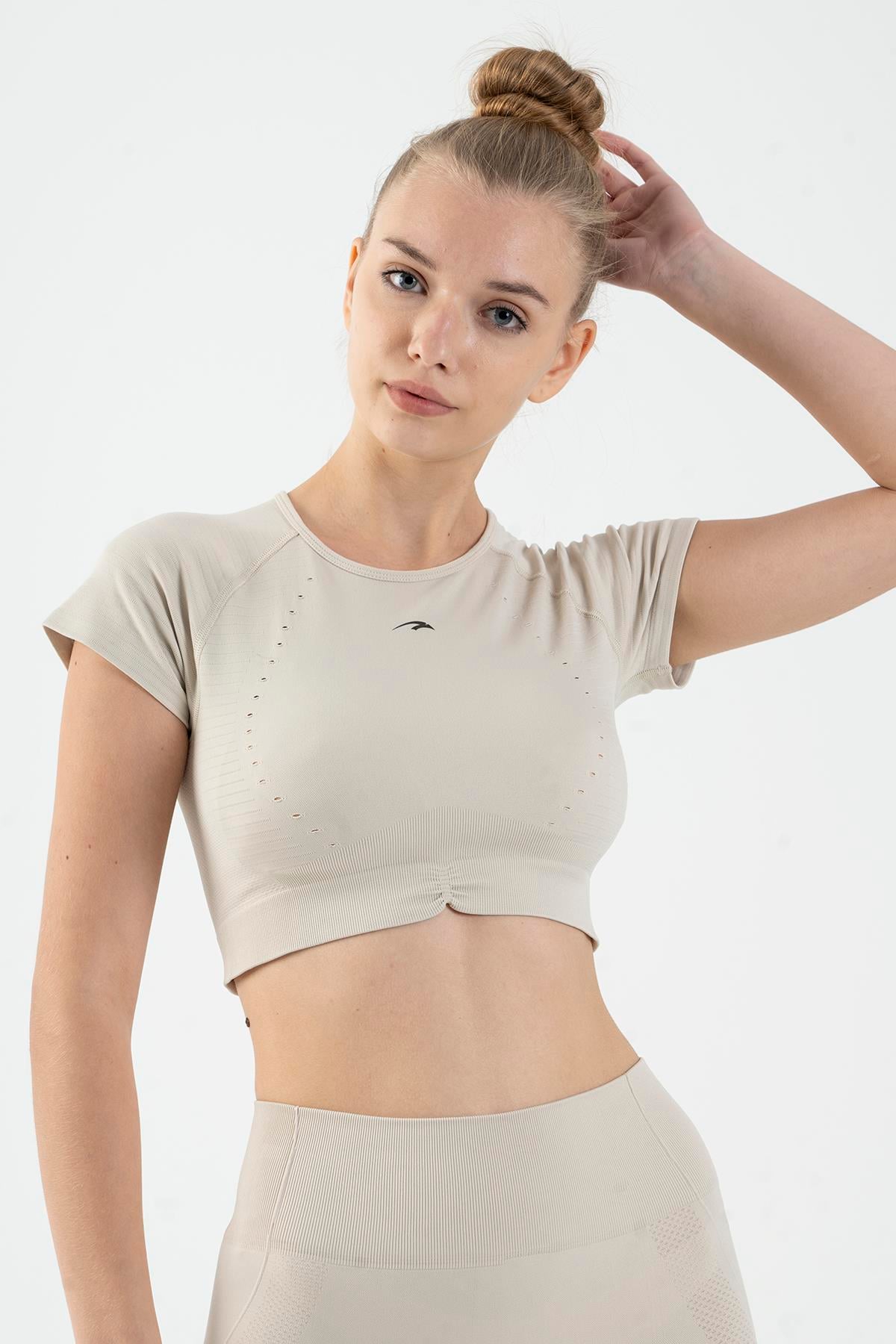 Maraton Active SlimFit Kadın Bisiklet Yaka  Kısa Kol Koşu Kil Rengi Crop Top 811038