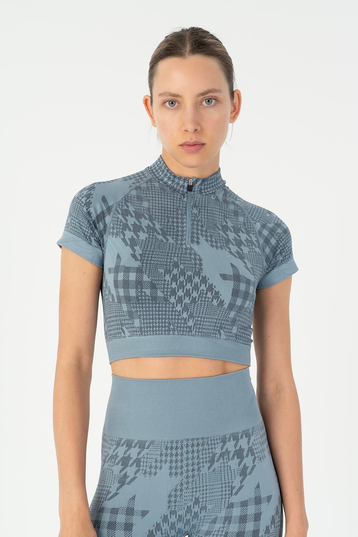 Maraton Active SlimFit Kadın Bisiklet Yaka  Reglan Kol Fitness  Crop Top 811040