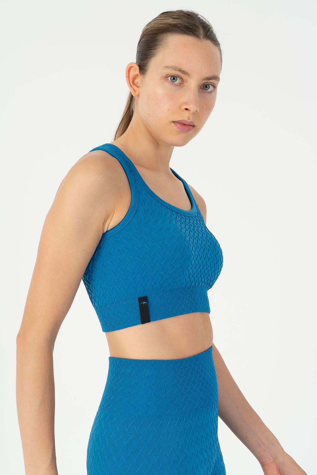 Maraton Active SlimFit Kadın Kapalı Yaka  Kolsuz Koşu  Bra 813093