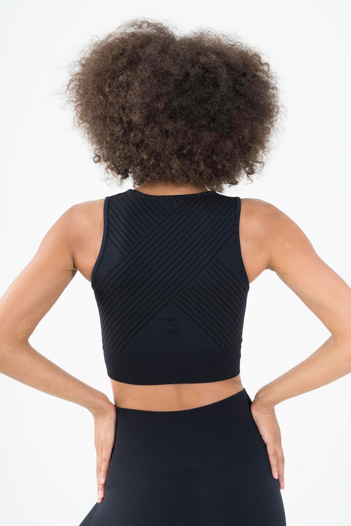 Maraton Active SlimFit Kadın Kapalı Yaka  Kolsuz Koşu Siyah Bra 813094