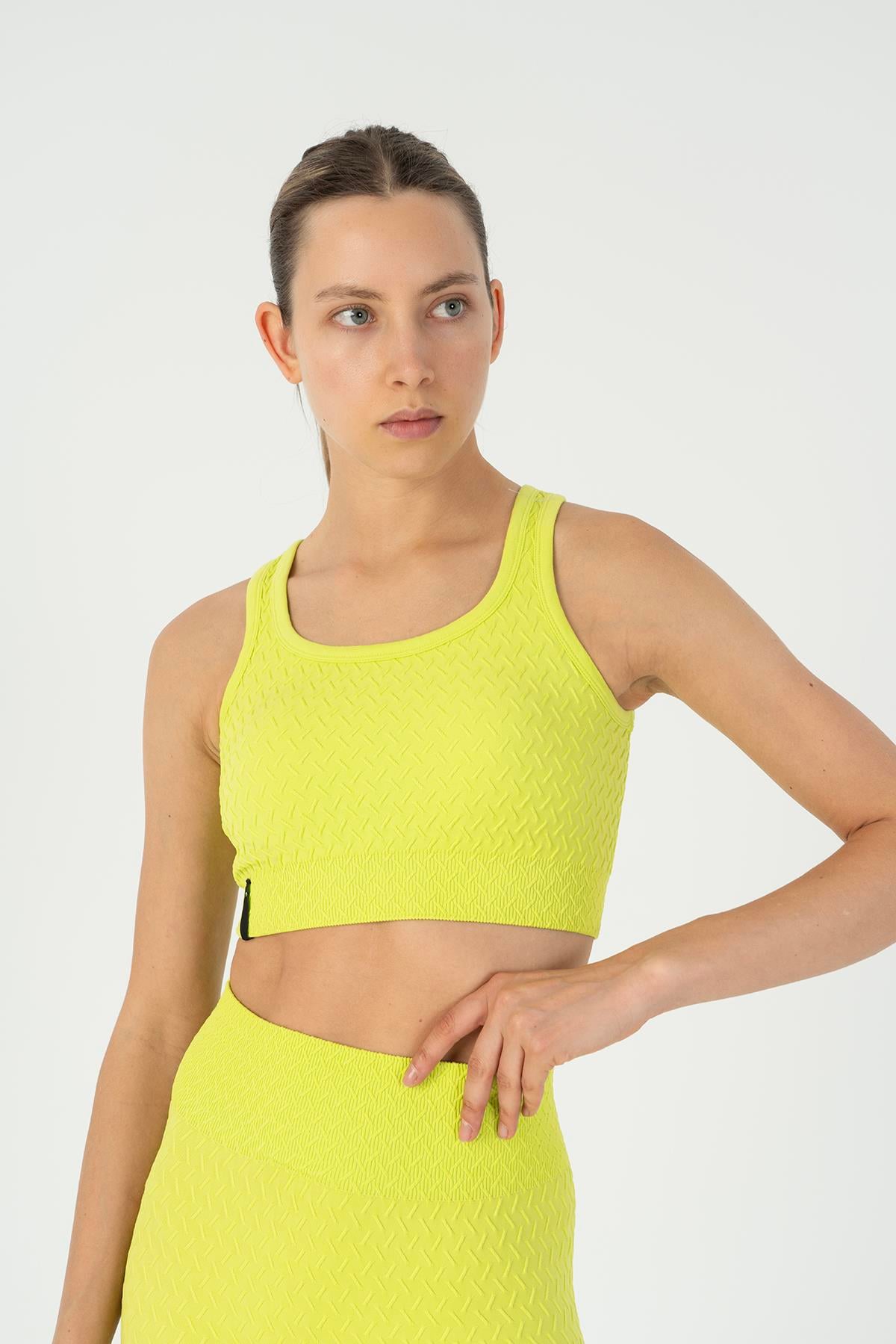 Maraton Active SlimFit Kadın Kapalı Yaka  Kolsuz Koşu Neon Yeşil Bra 813093