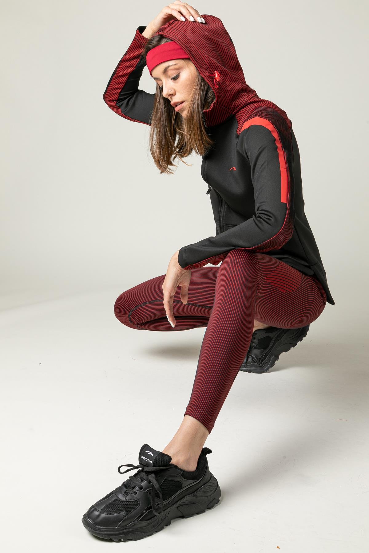 Maraton Active SlimFit Kadın Kapşonlu  Uzun Kol Spor Siyah Tracktop 815015