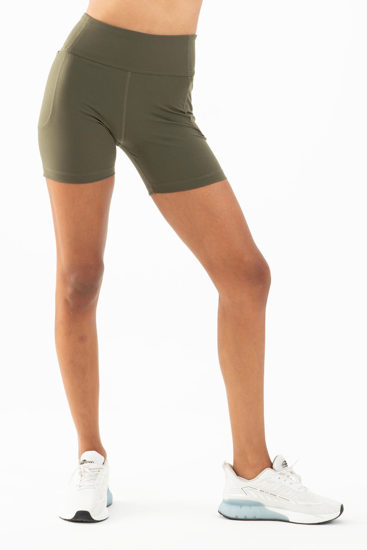Maraton Active SlimFit Kadın  Şort  Fitness Şort 22268