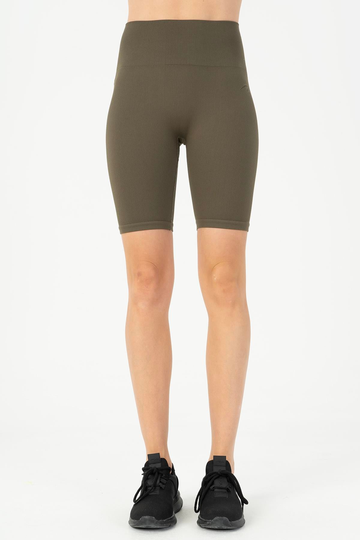 Maraton Active SlimFit Kadın  Şort  Koşu Haki Şort 818018