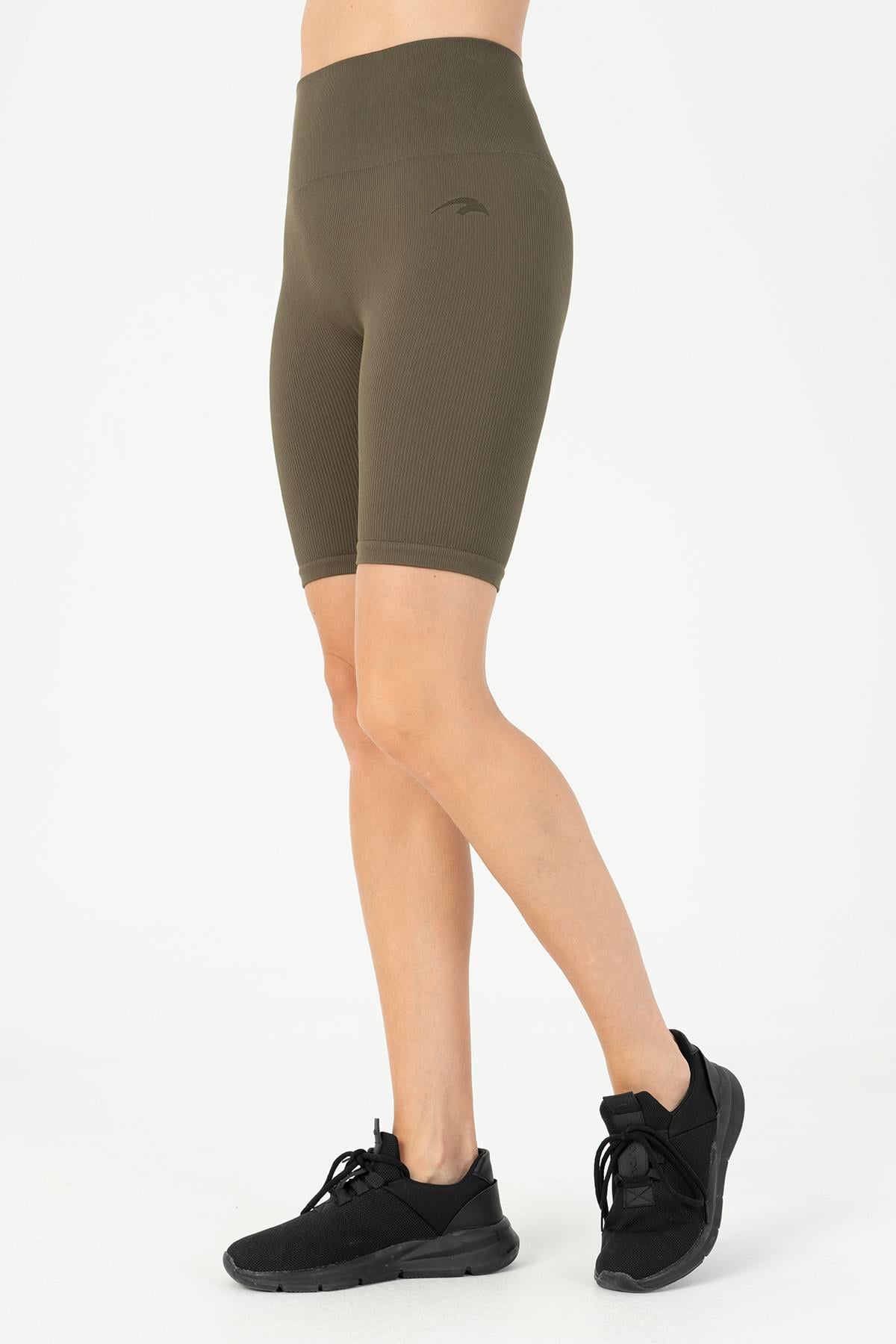 Maraton Active SlimFit Kadın  Şort  Koşu Haki Şort 818018
