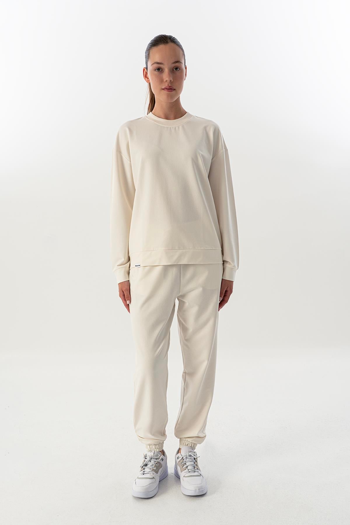 Maraton Comfort Kadın Bisiklet Yaka  Düşük Kol Ekru Sweatshirt 23853