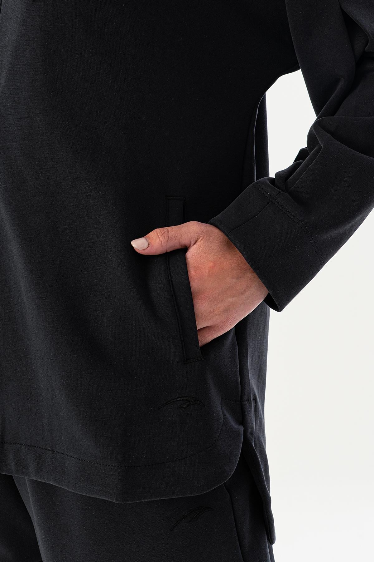 Maraton Comfort Kadın Kapşonlu  Düşük Kol Siyah Tracktop 23913