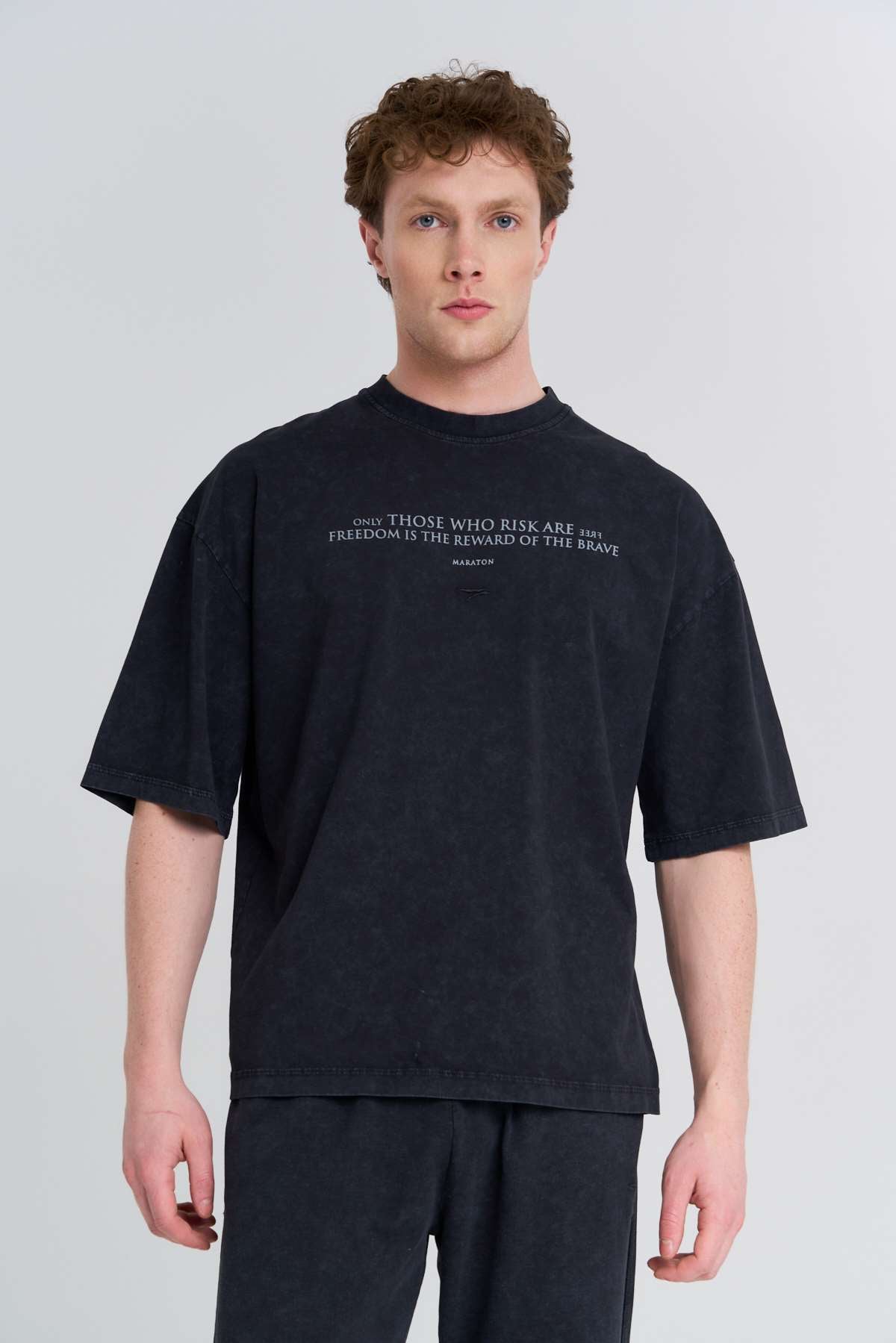 Maraton Oversize Erkek Bisiklet Yaka  Siyah T-shirt