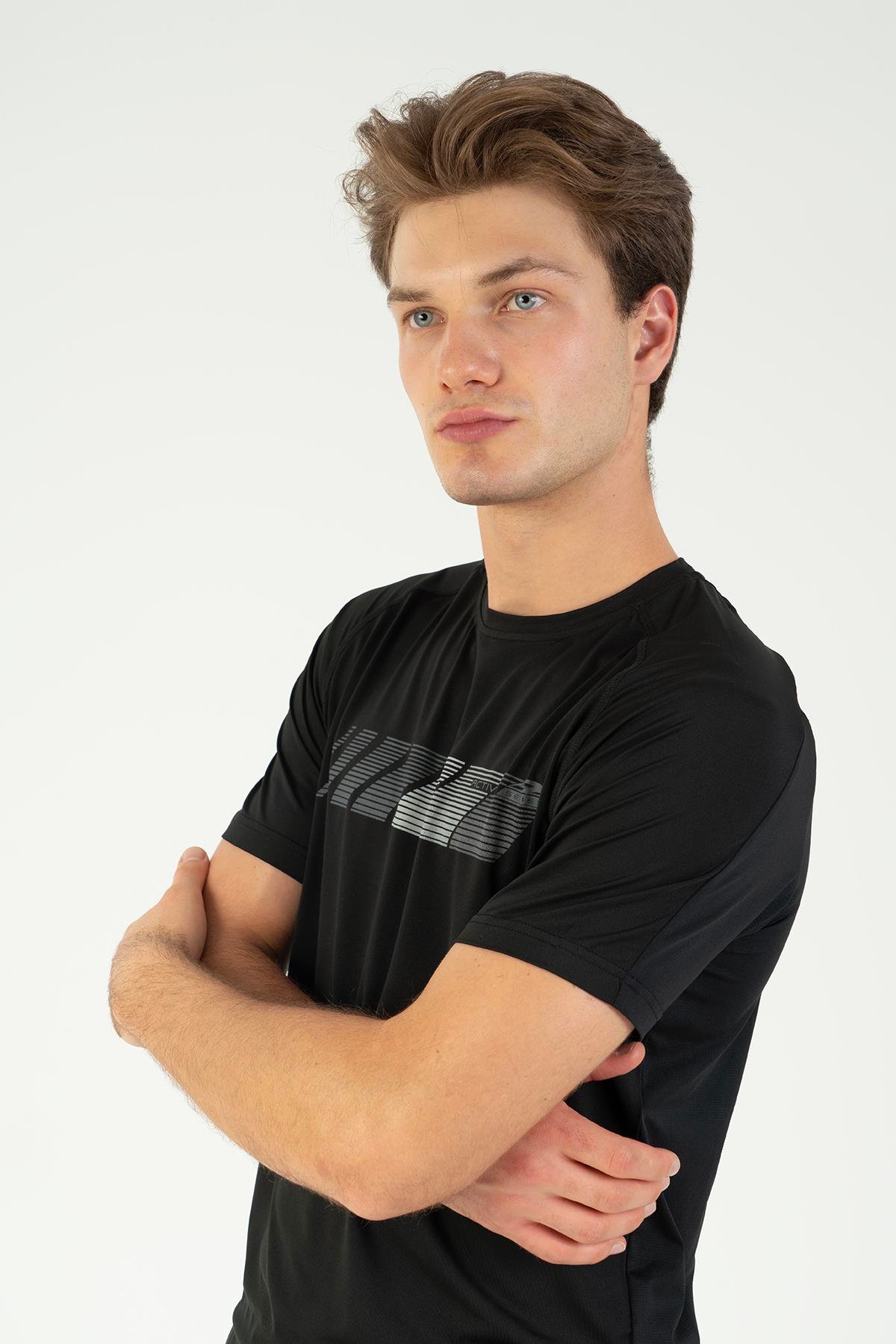 Maraton Regular Erkek Bisiklet Yaka  Reglan Kol Siyah T-shirt 22703