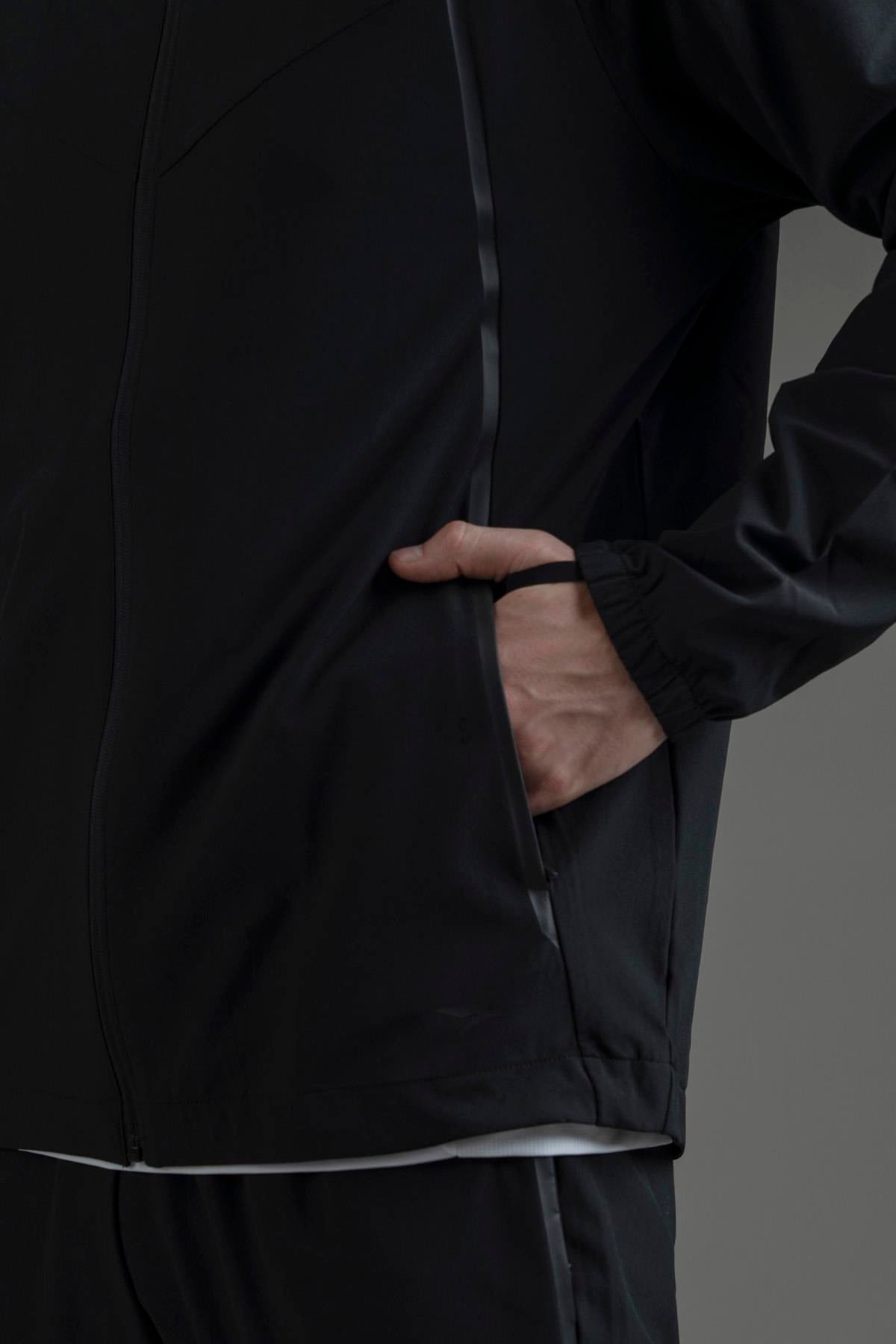 Maraton Regular Erkek Kapşonlu  Reglan Kol Siyah Eşofman Üstü 23544