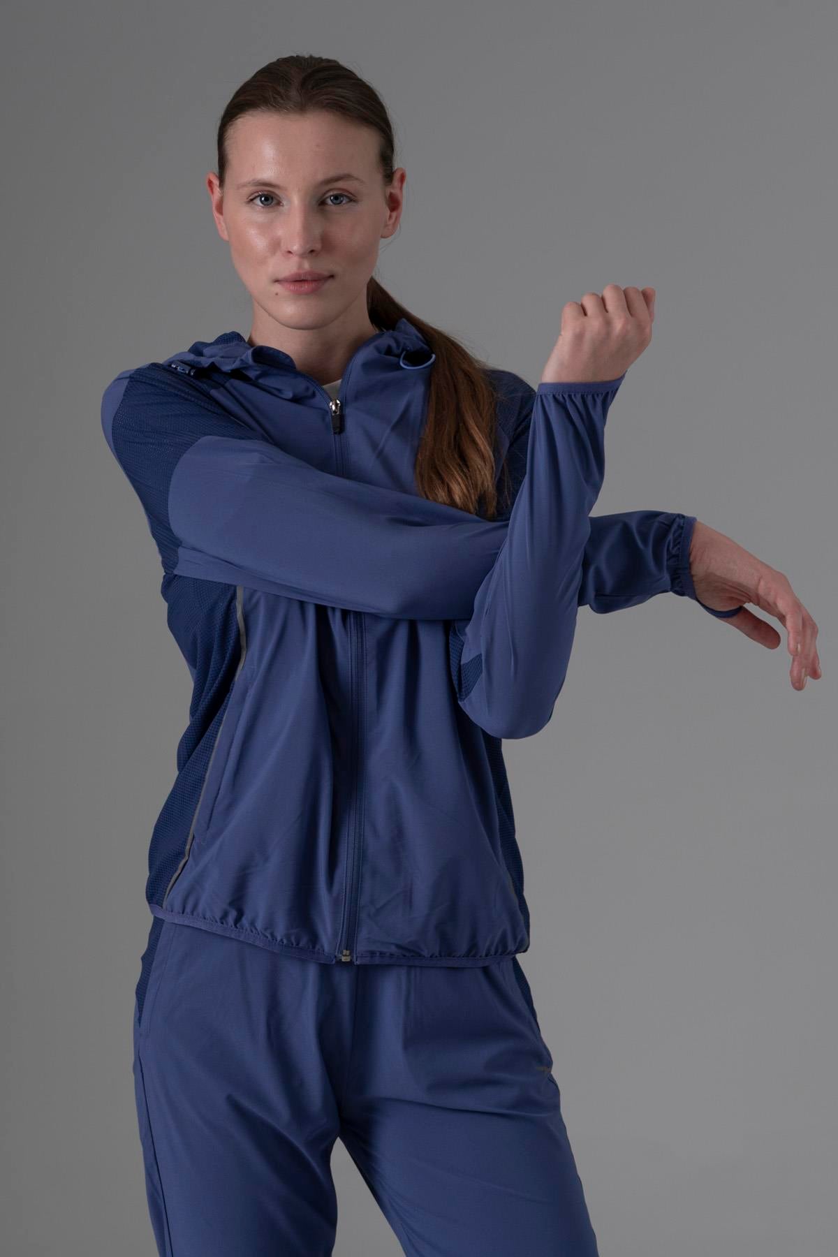 Maraton Regular Kadın Kapşonlu  Reglan Kol  Tracktop 23890