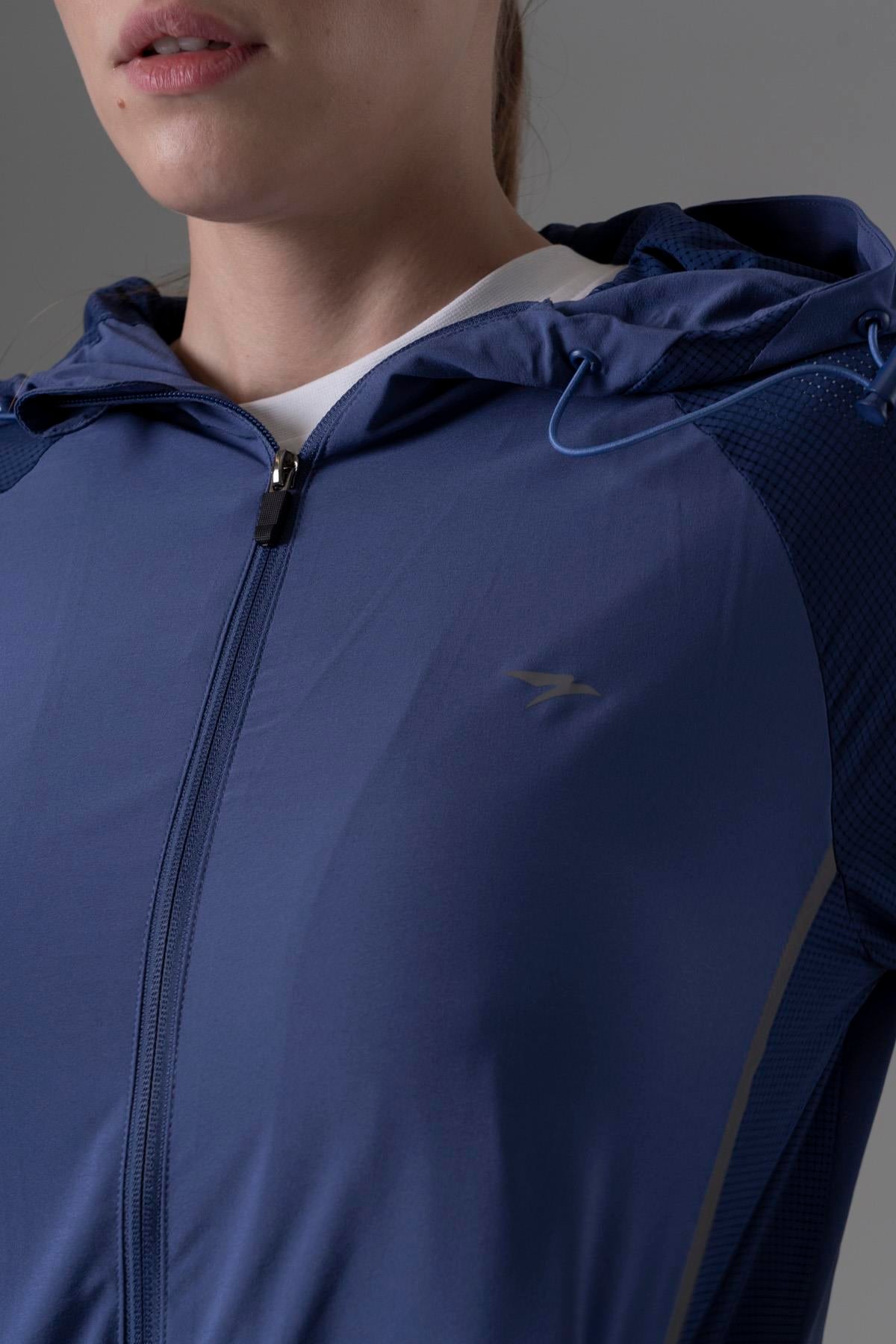 Maraton Regular Kadın Kapşonlu  Reglan Kol  Tracktop 23890