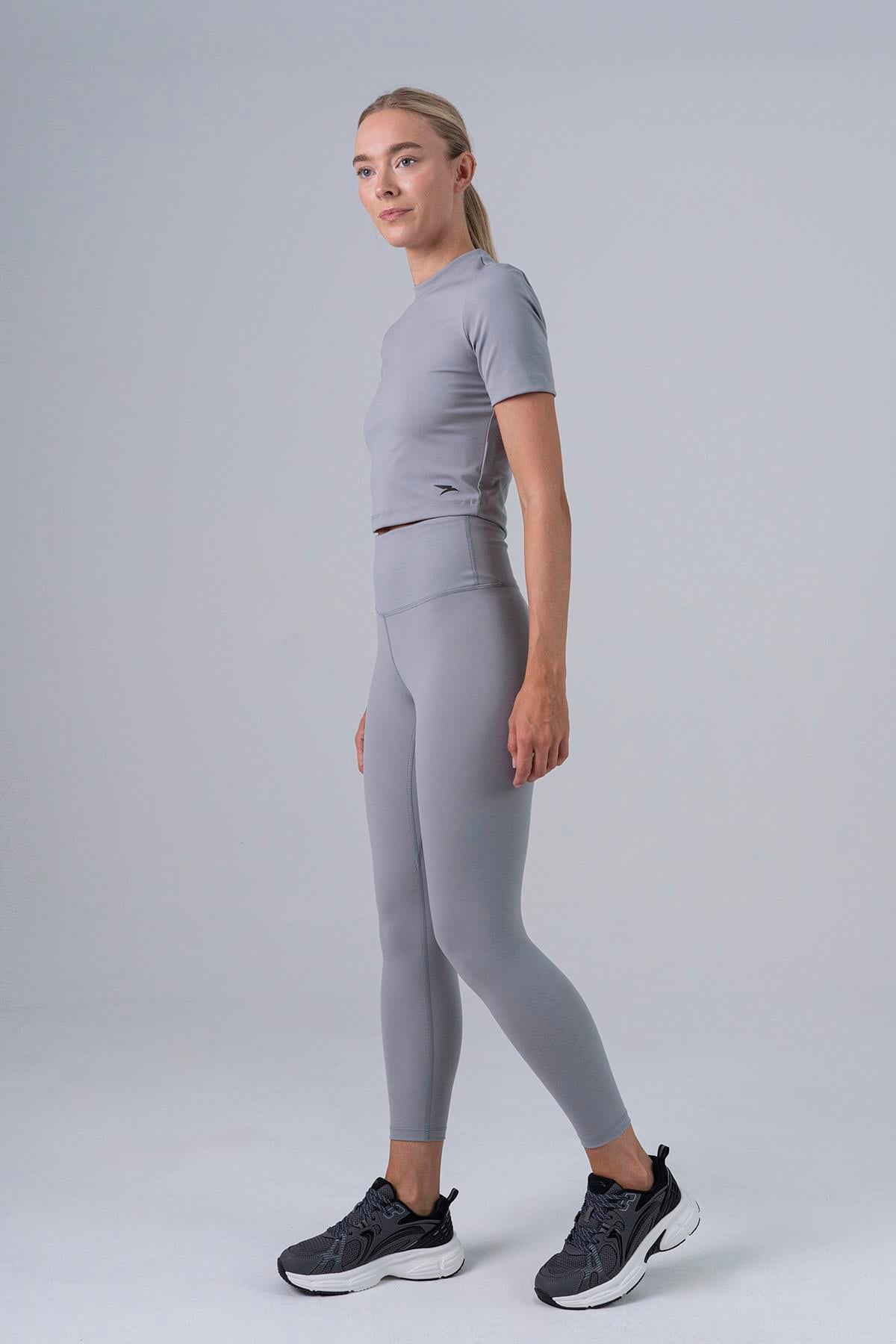Maraton SlimFit Kadın Bisiklet Yaka  Gri- Crop Top