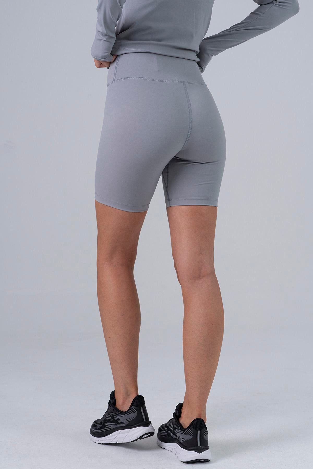 Maraton SlimFit Kadın  Düz Paça Gri- Şort