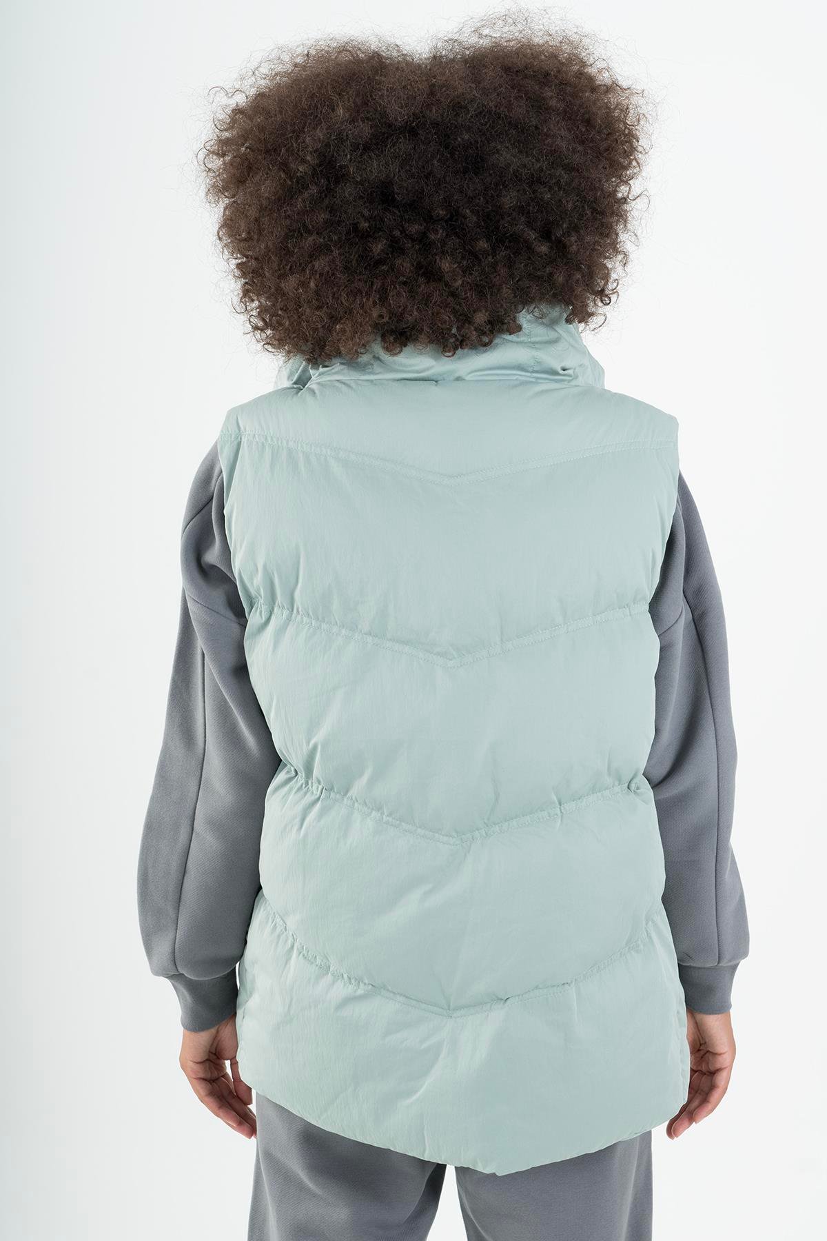 Maraton Sportswear Oversize Kadın Dik Yaka  Kolsuz Basic Mint Yelek 22955