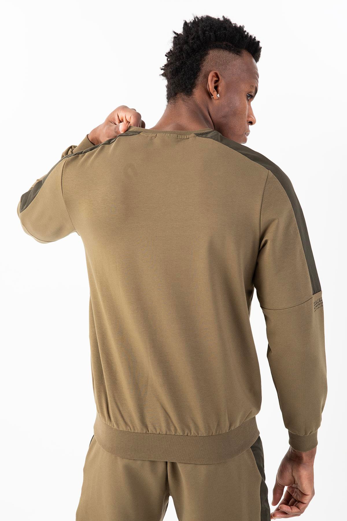 Maraton Sportswear Regular Erkek Bisiklet Yaka  Uzun Kol Basic Açık Haki Sweatshirt 21826