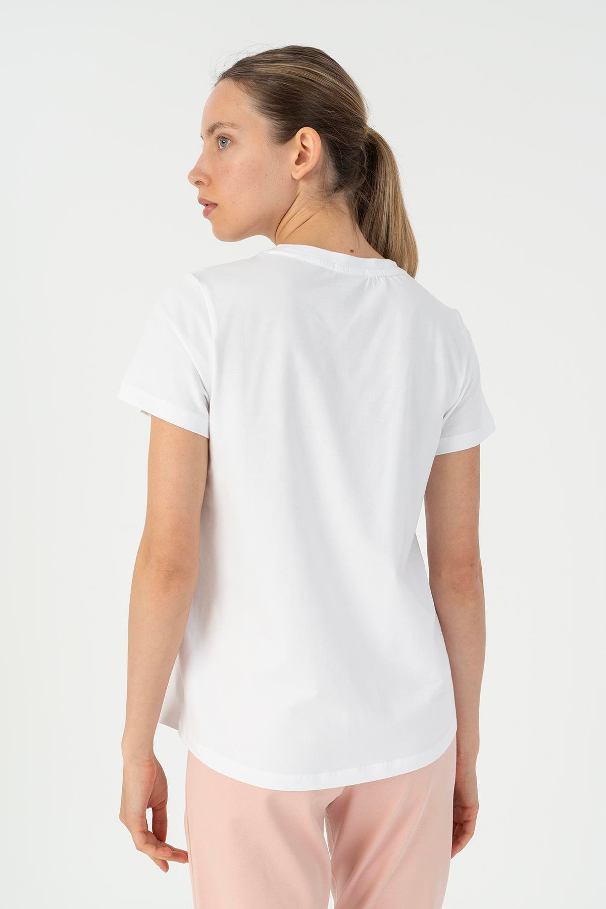 Maraton Sportswear Regular Kadın Bisiklet Yaka  Kısa Kol Basic Beyaz T-shirt 23125