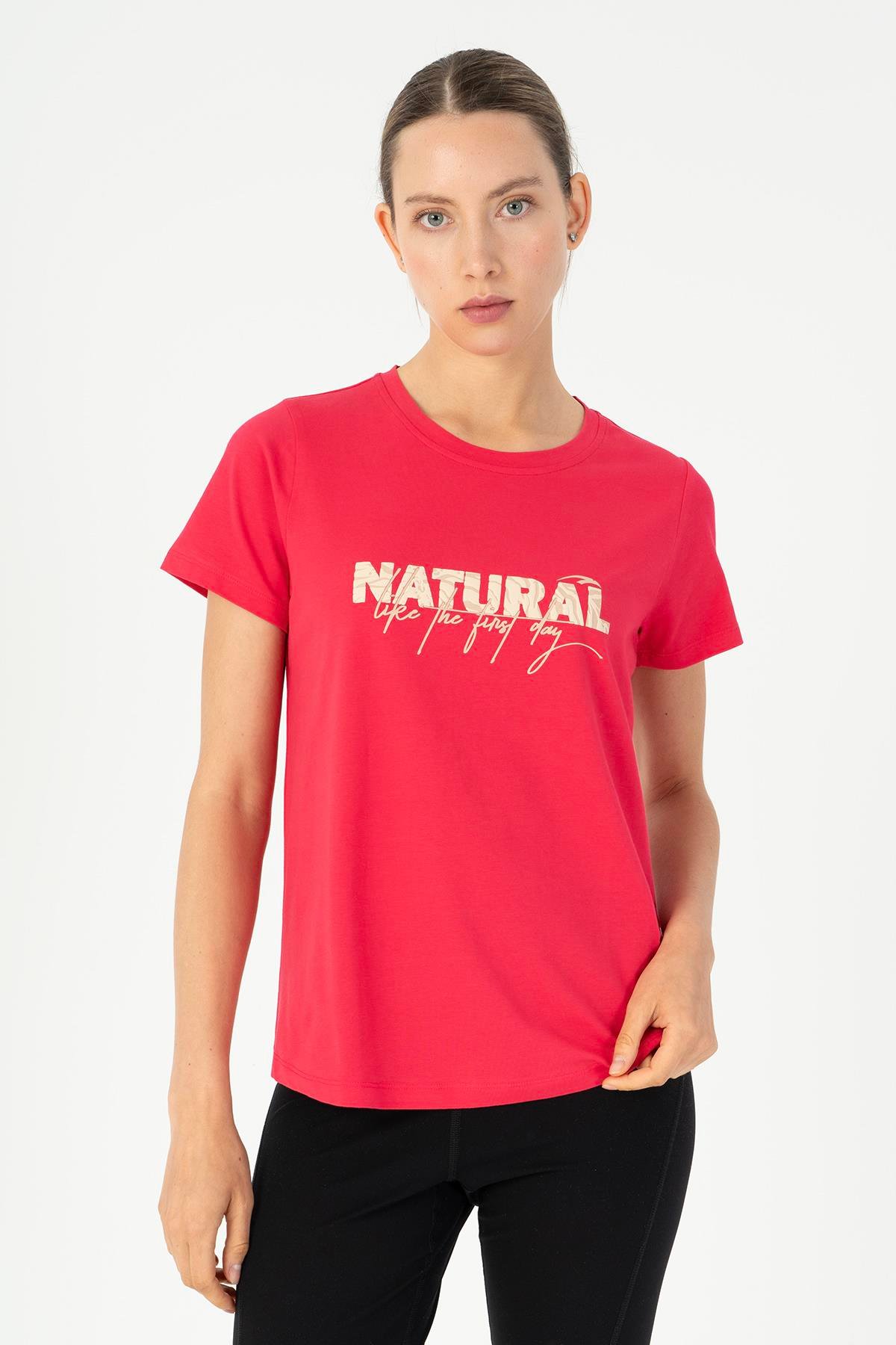 Maraton Sportswear Regular Kadın Bisiklet Yaka  Kısa Kol Basic Mercan T-shirt 23125