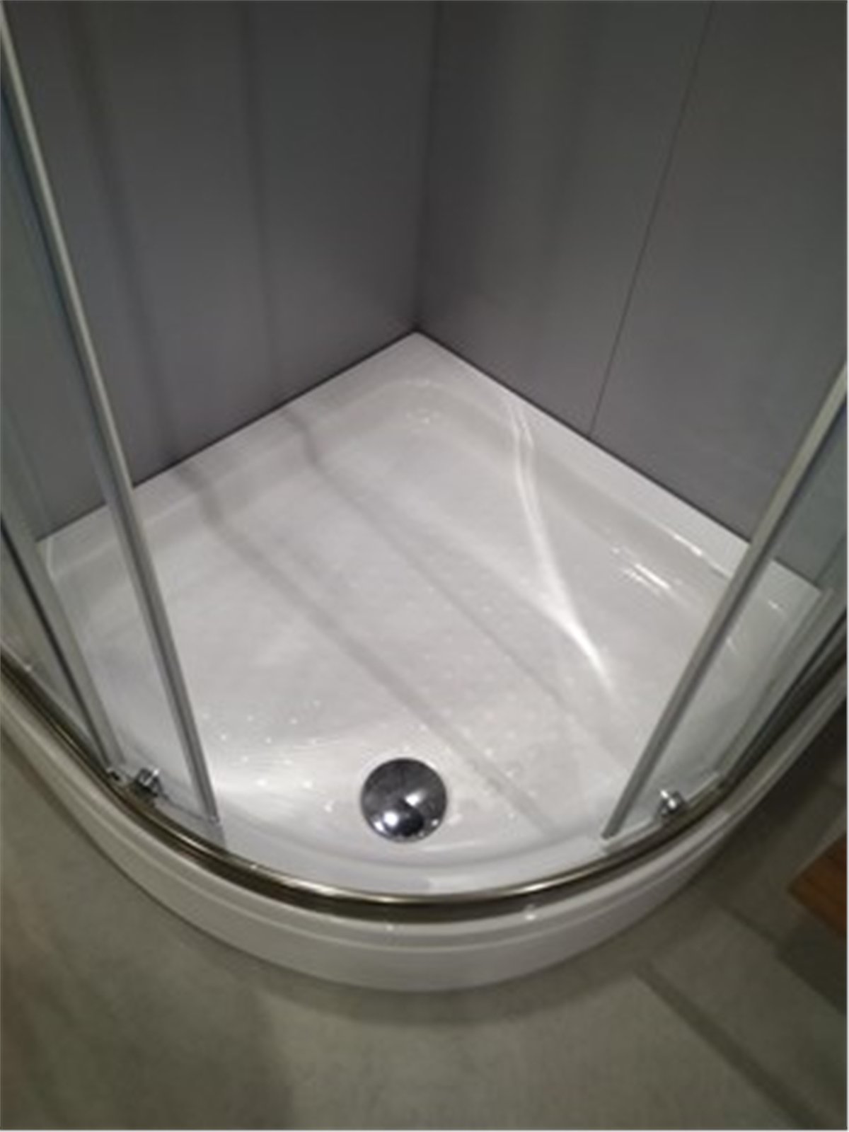 Stelle 100*100 Oval Duş Teknesı