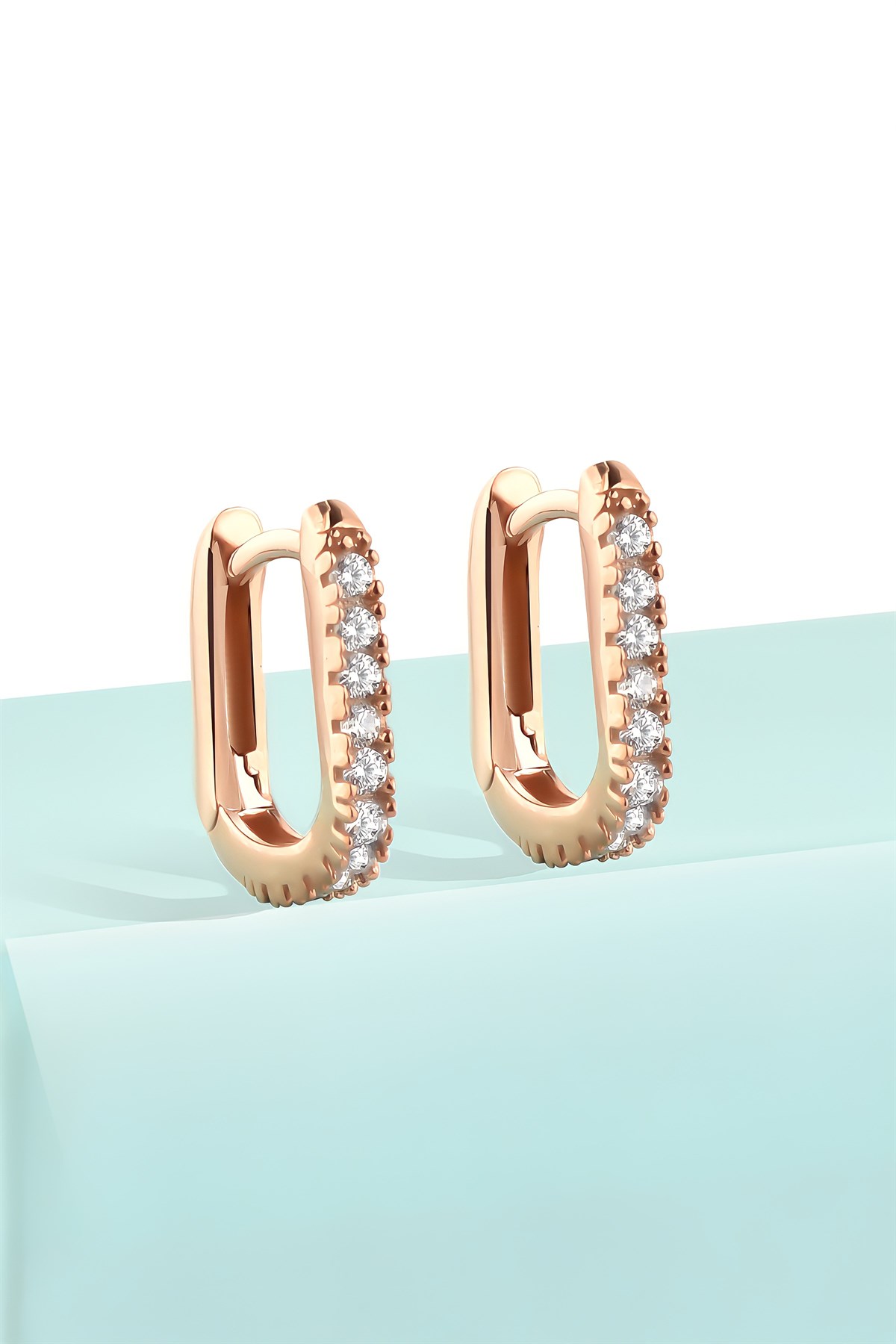 Gümüş 1.4 cm Zirkon Taşlı U Model Gold Küpe