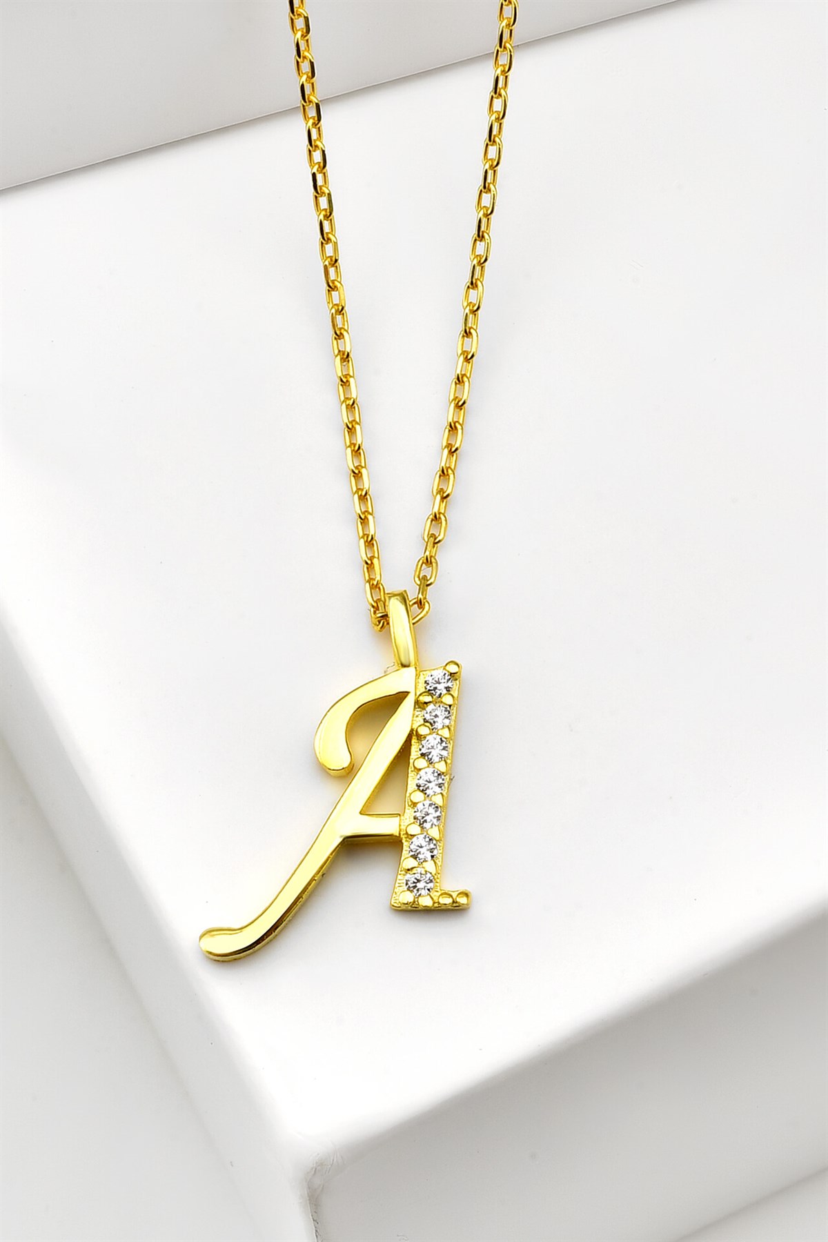 Zirkon Taşlı Minimal Gold Harf Kolye A