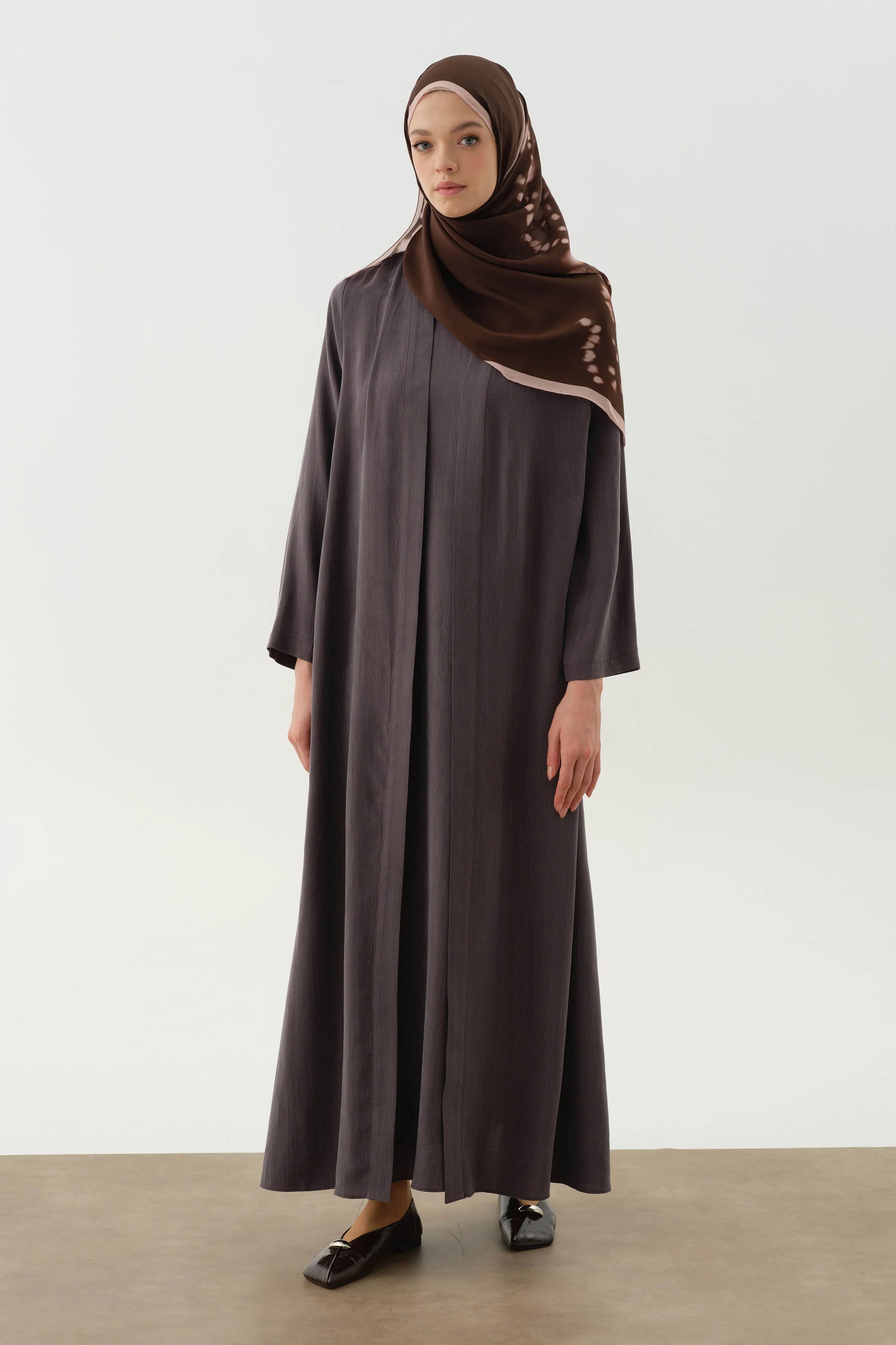 İçi Anvelop Kapamalı Abaya - Antrasit