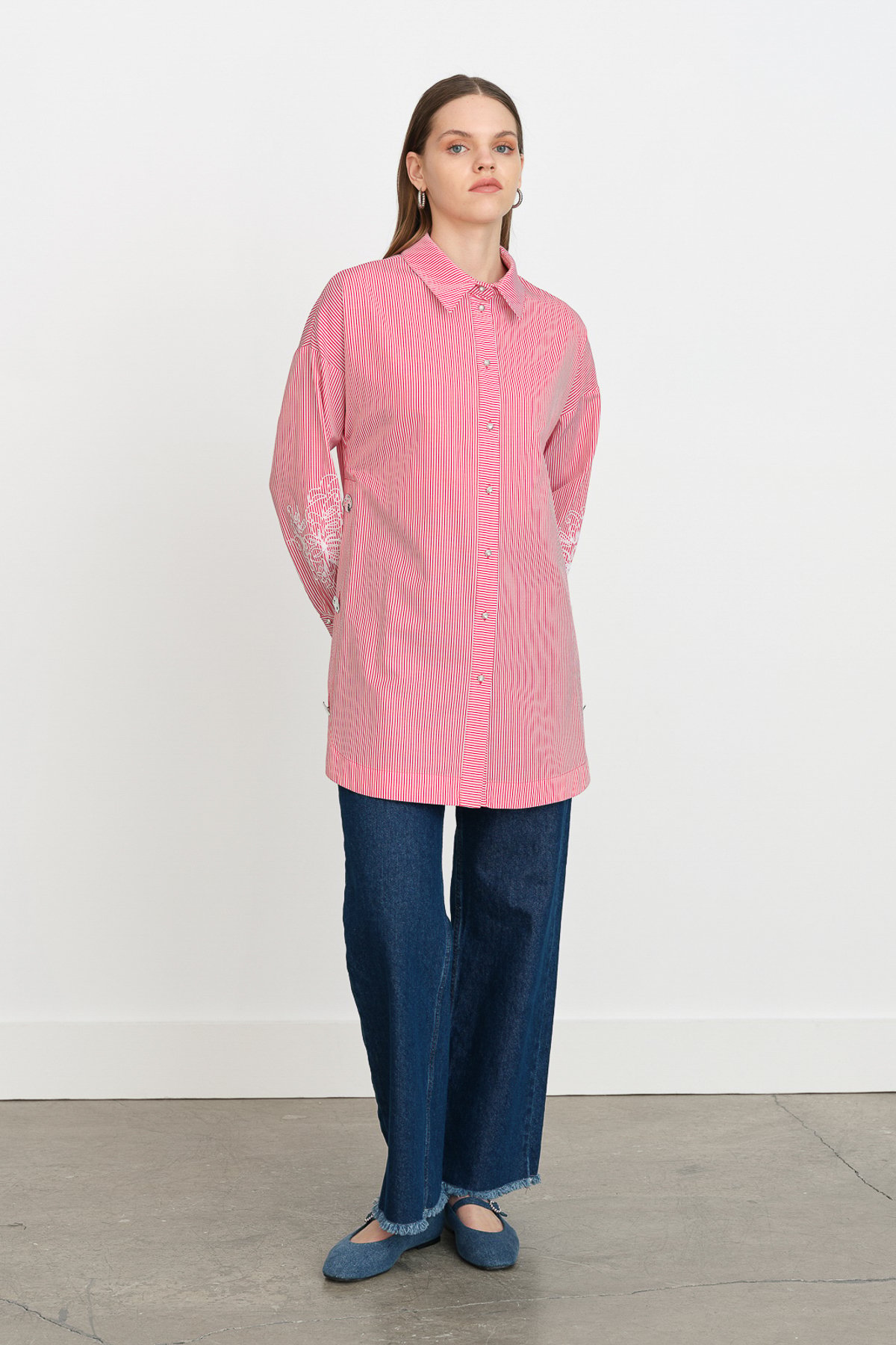Kolu Nakışlı Çizgili Poplin Tunik - Kırmızı