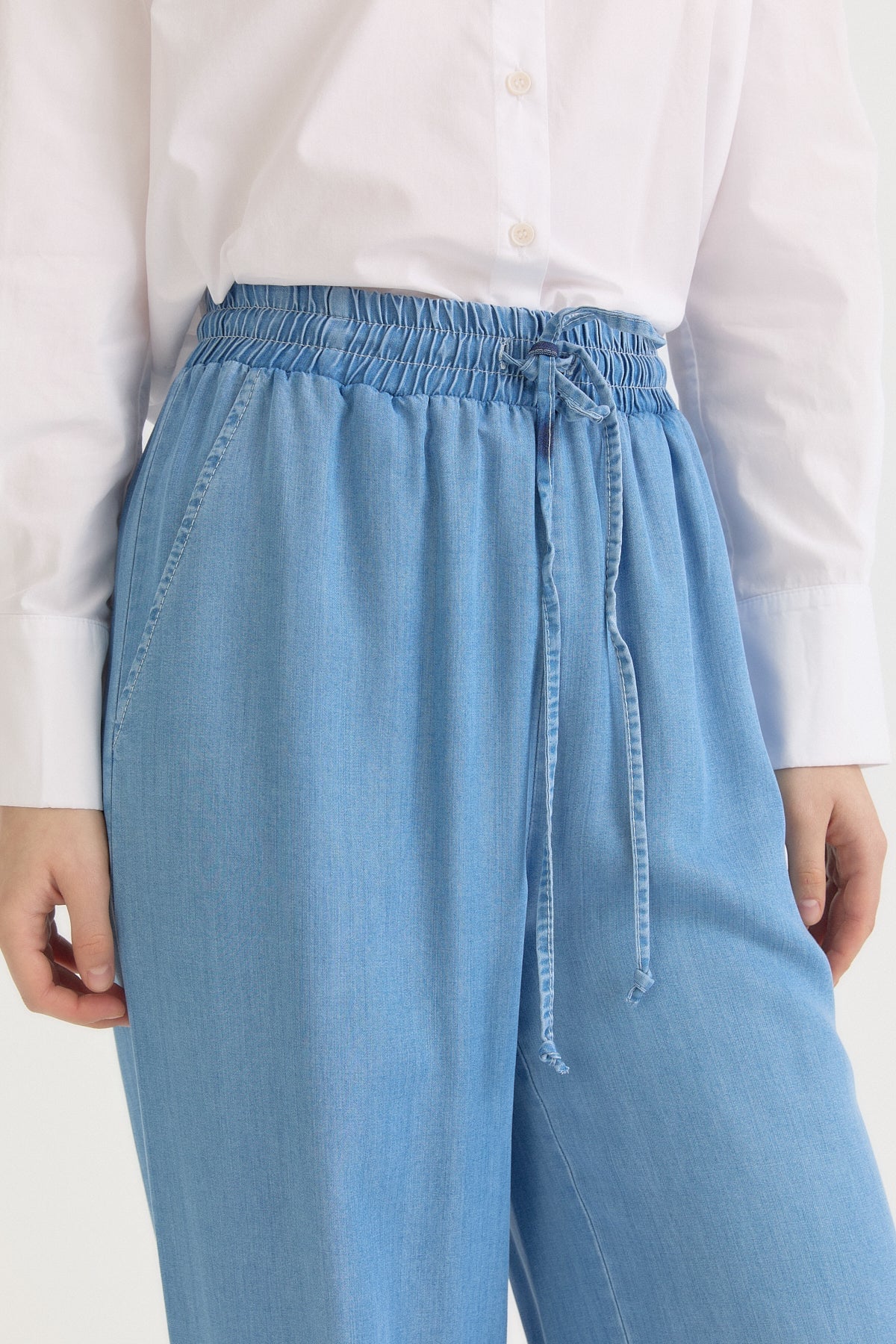 Rahat Kalıp Beli Lastikli Bol Paça Pantolon - Buz