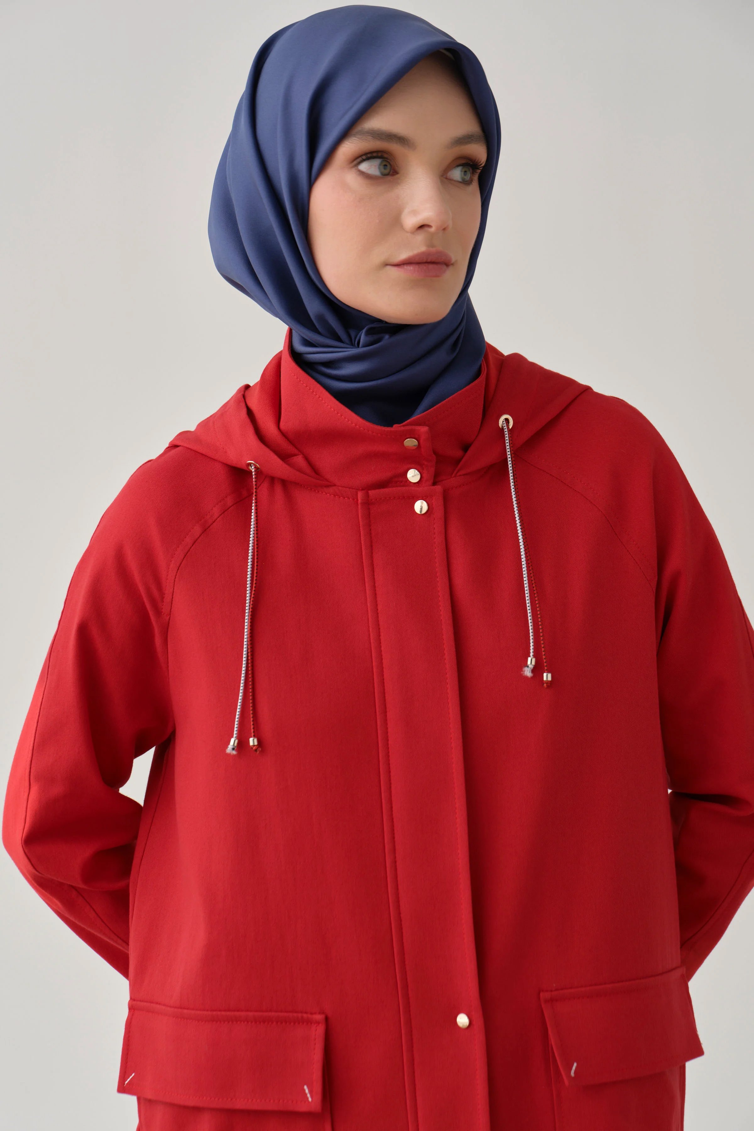 Reglan Kollu Yağmurluk - Mercan