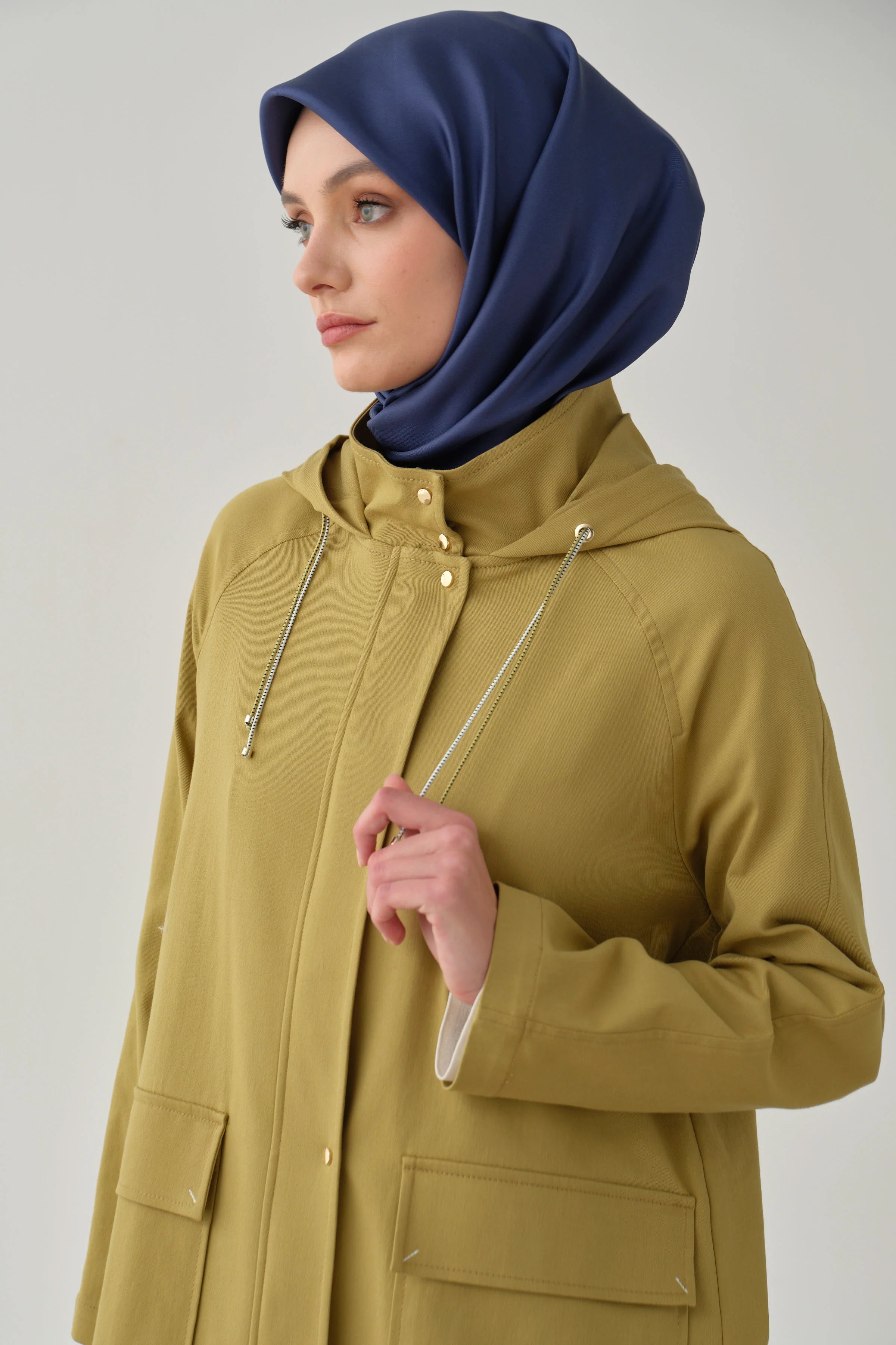 Reglan Kollu Yağmurluk - Olive