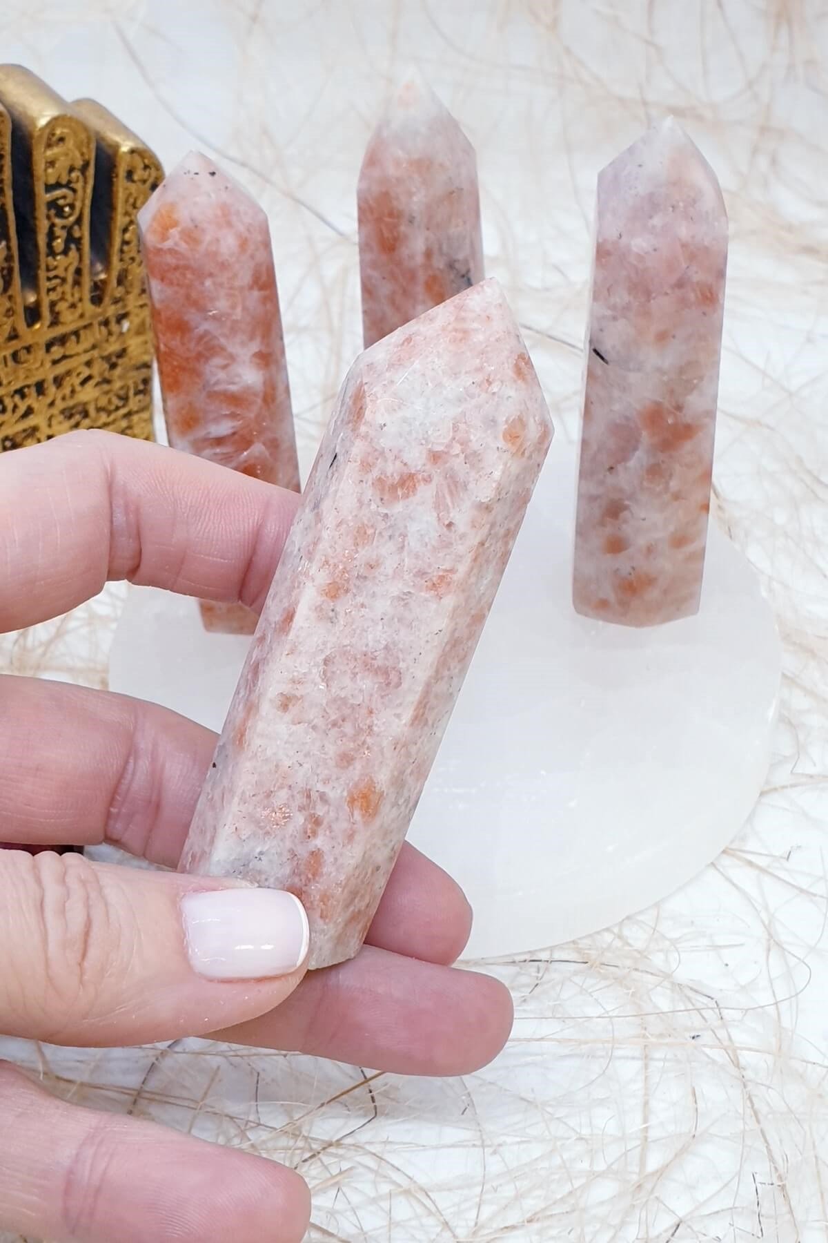 75 Gr. Güneş Taşı Obelisk