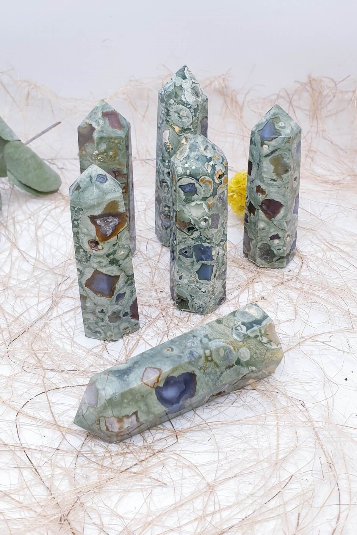 75 Gr. Ryolit Obelisk