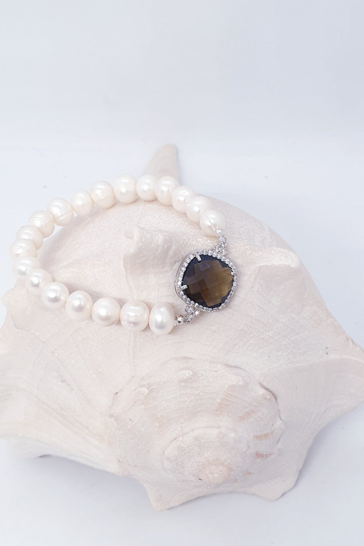 Dumanlı Kuvars Gümüş Taşlı İnci Bileklik