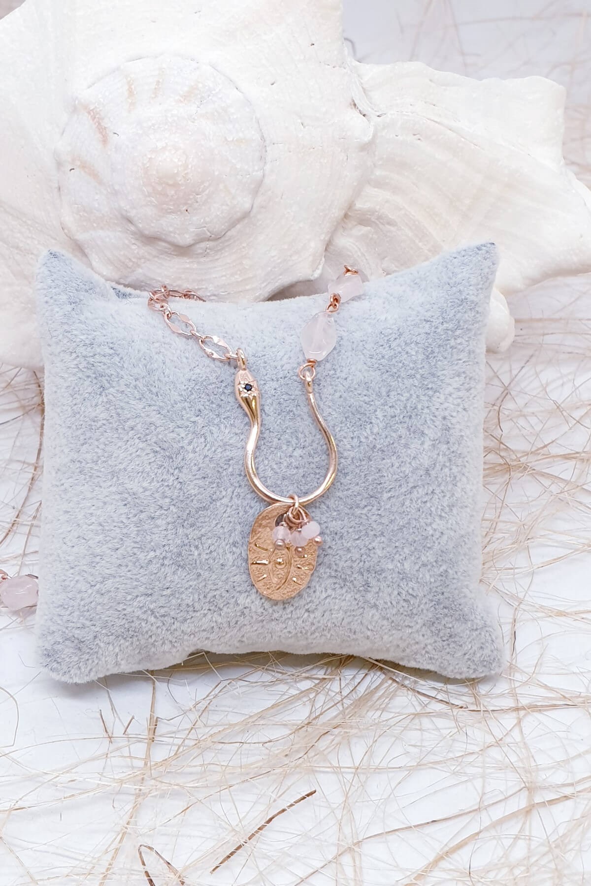 Elegant Gümüş  Pembe Kuvars Deniz Yıldızlı Kolye