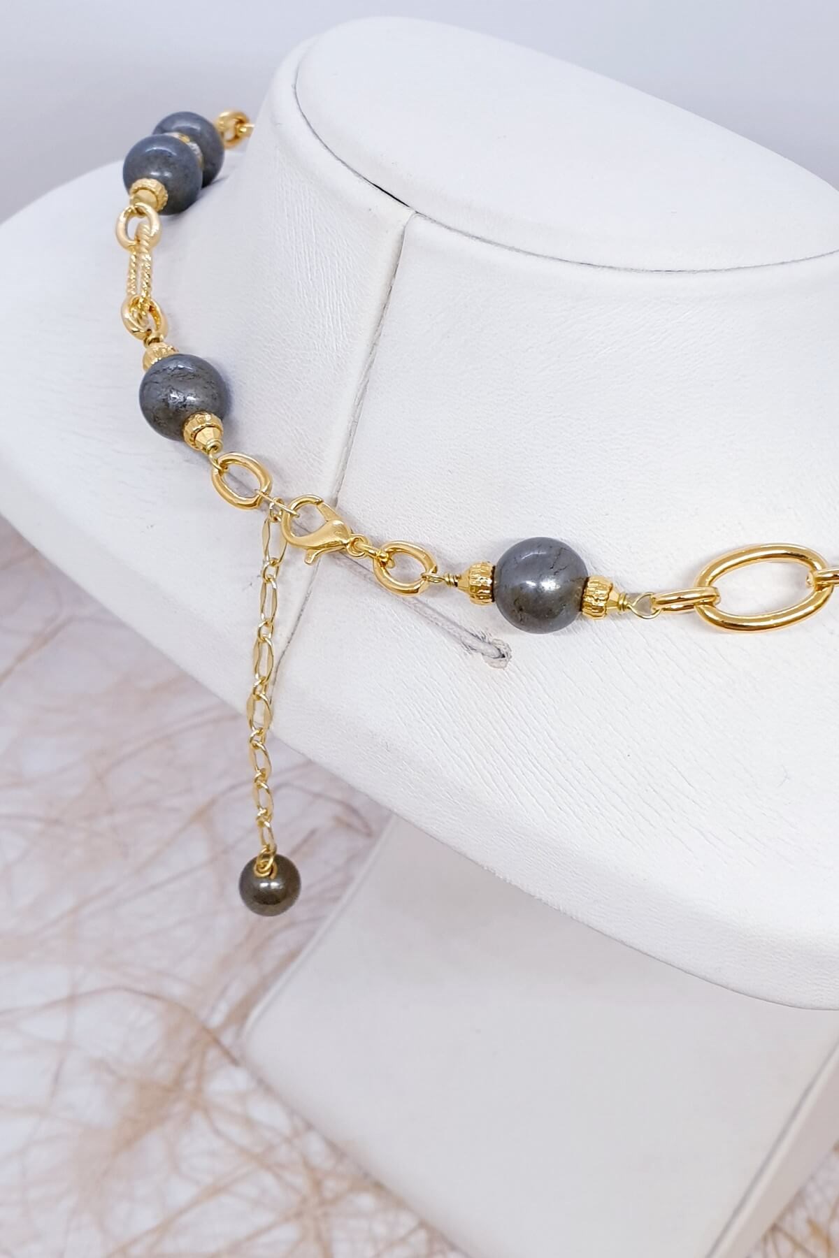 Elegant Pirit Doğal Taş Kolye