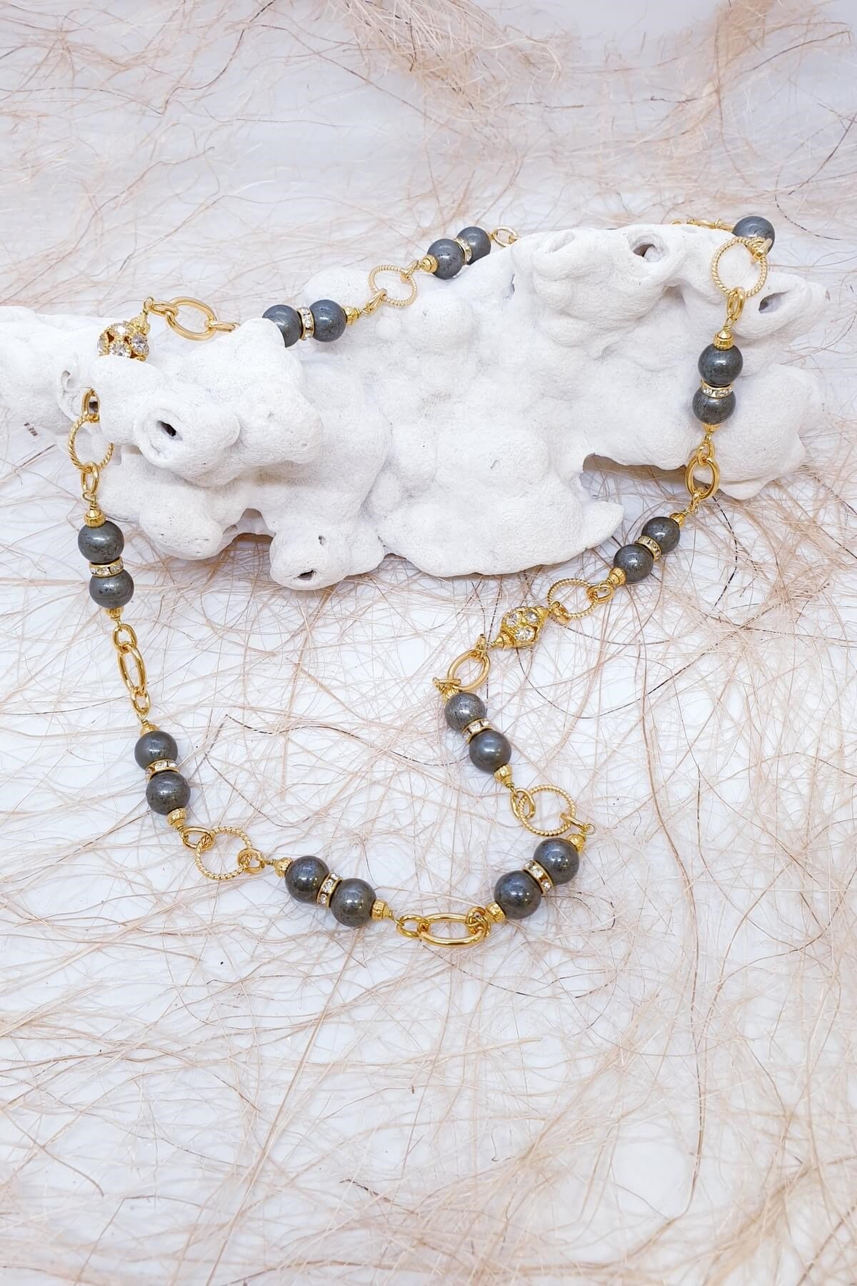 Elegant Pirit Doğal Taş Kolye