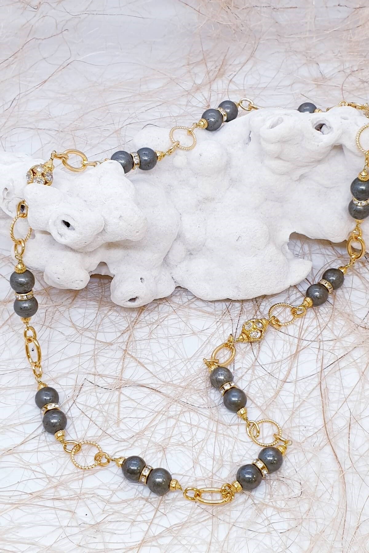 Elegant Pirit Doğal Taş Kolye