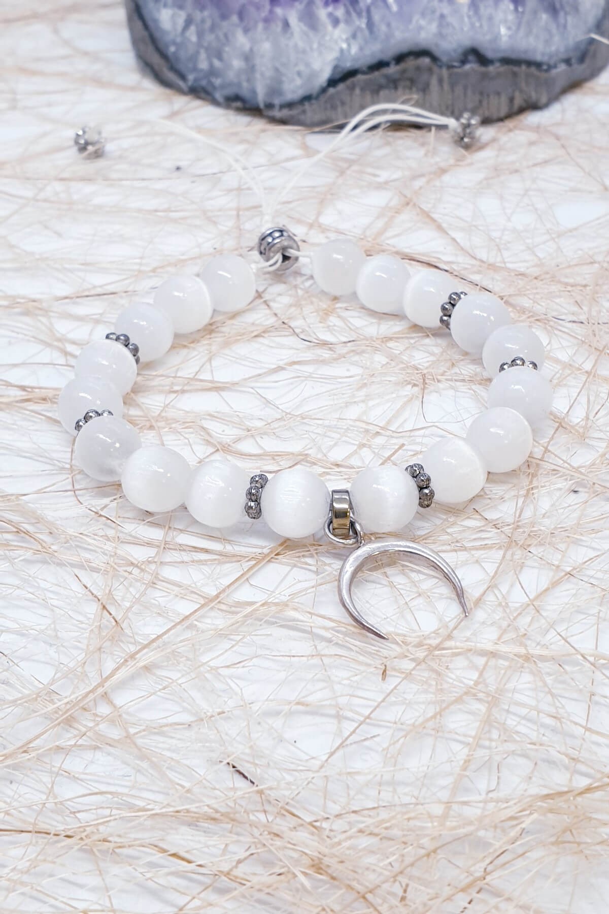 Hilal Ay Temalı Selenit Bileklik