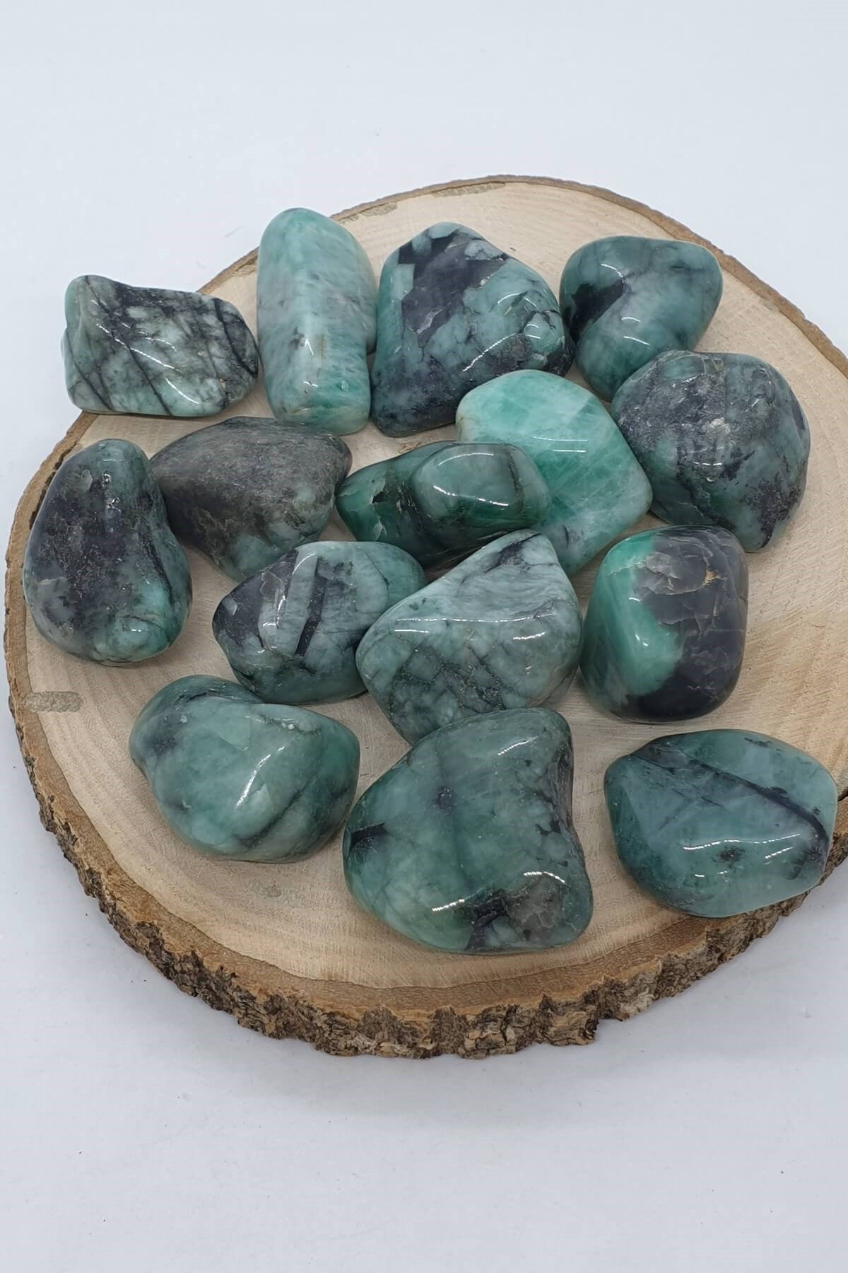 Kristal Izgaralar İçin Tamburlanmış Kök Zümrüt