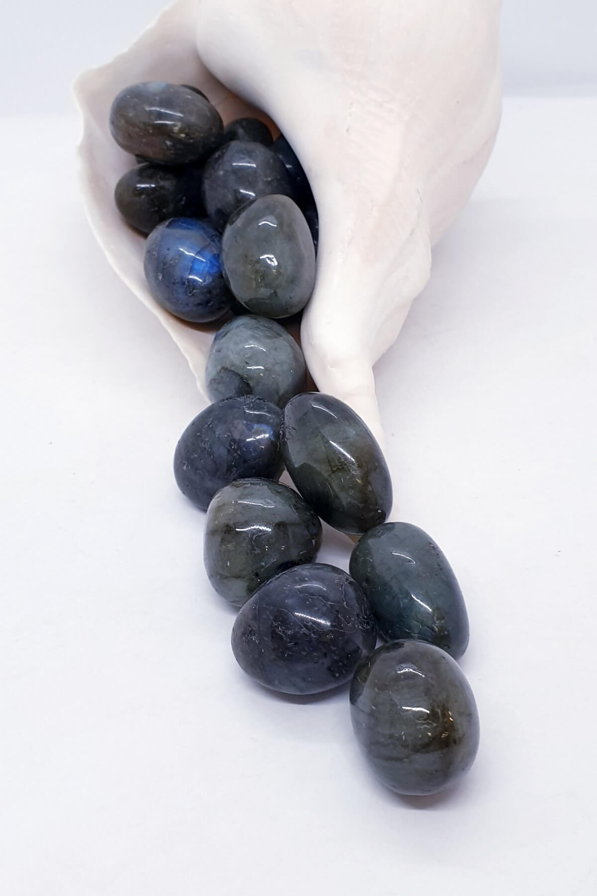 Kristal Izgaralar İçin Tamburlanmış Labradorit