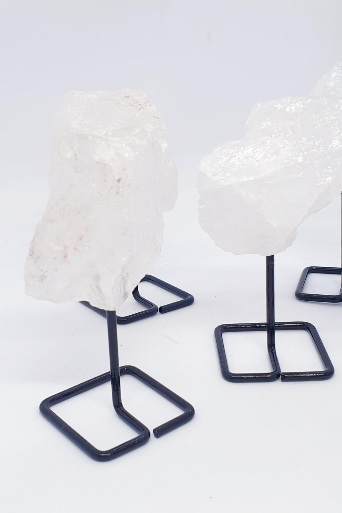 Kristal Kuvars Doğal Taş Standlı Parça