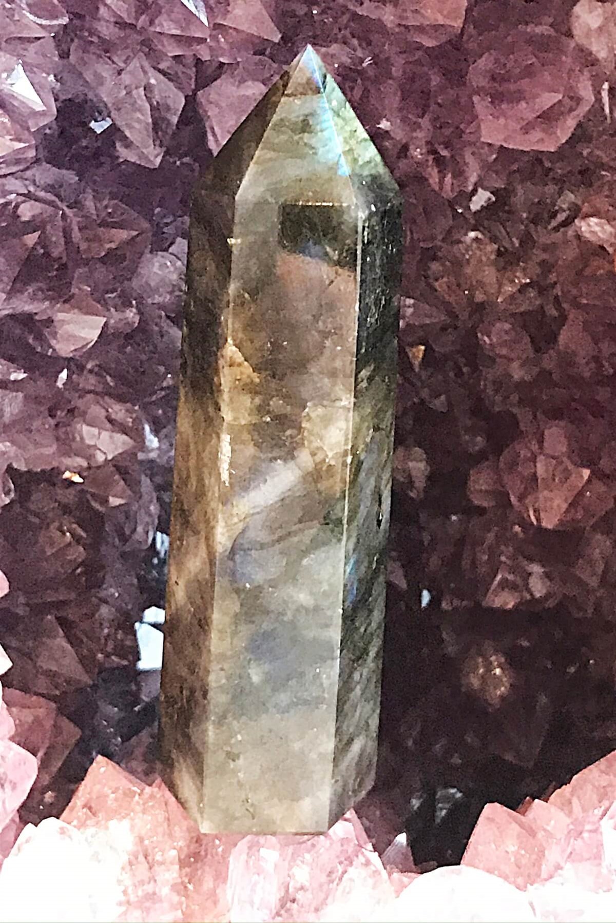 Labradorit Obelisk