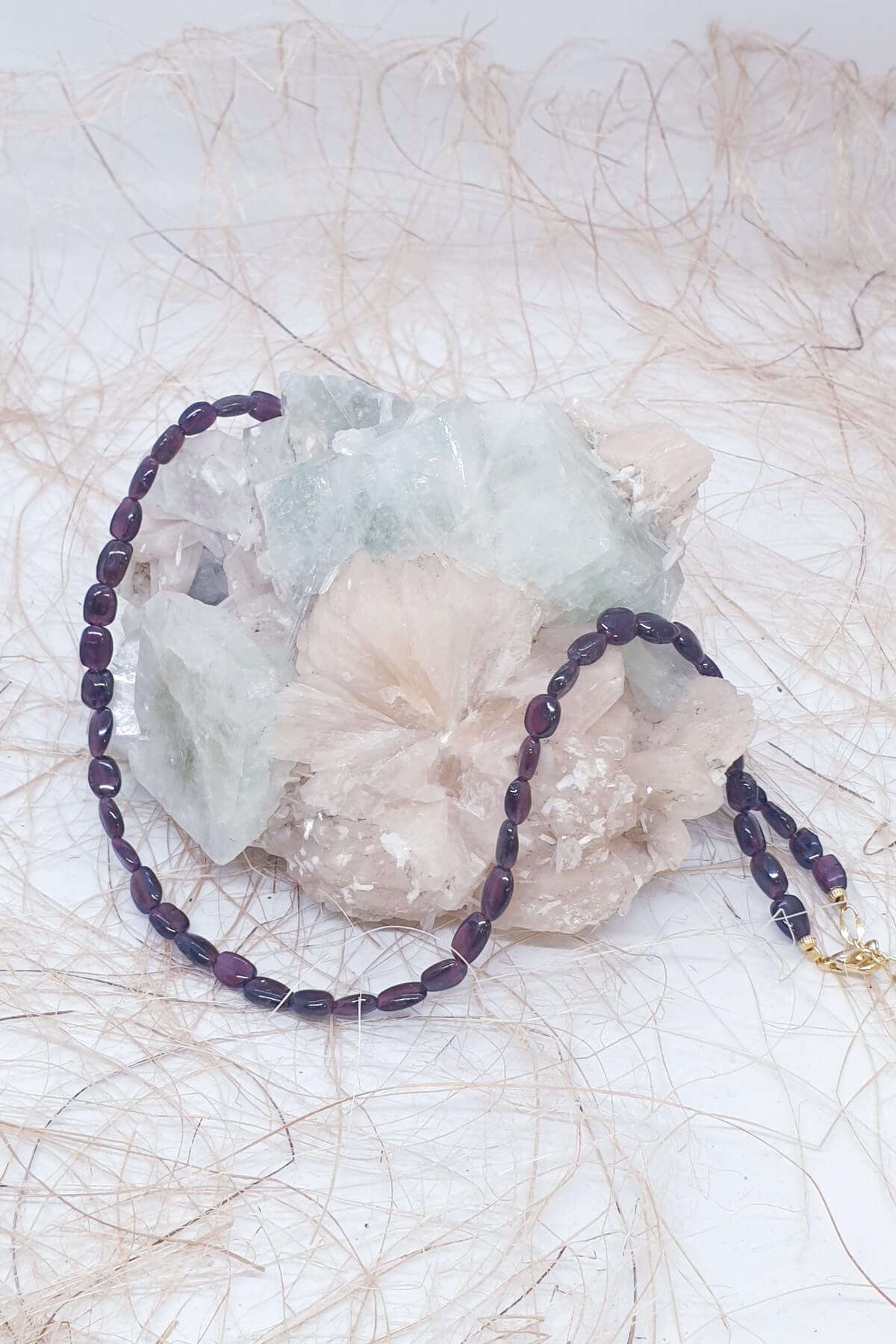 Lal Doğal Taş Tasarım  Kolye