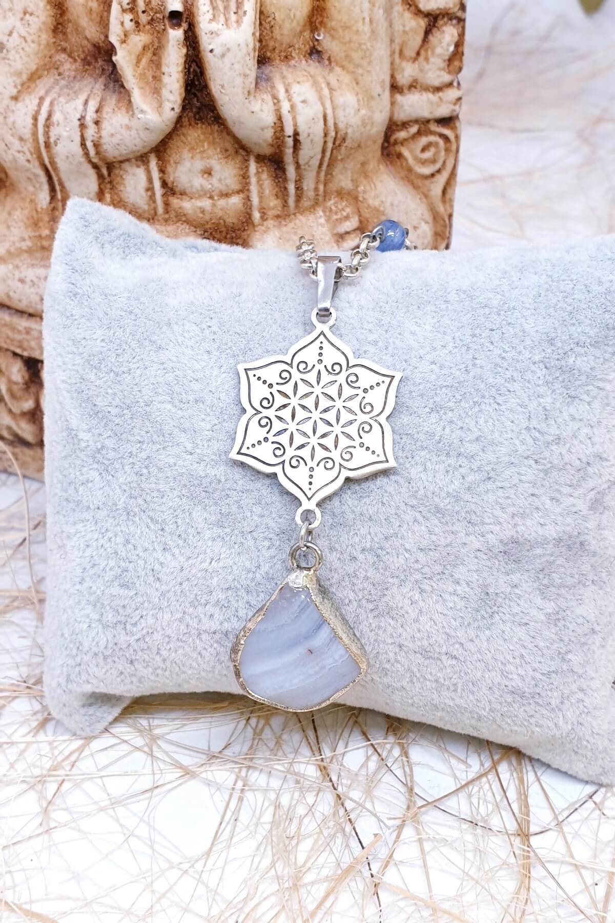 Mavi Dantel Akik Yıldızlı Doğaltaş Butik Kolye