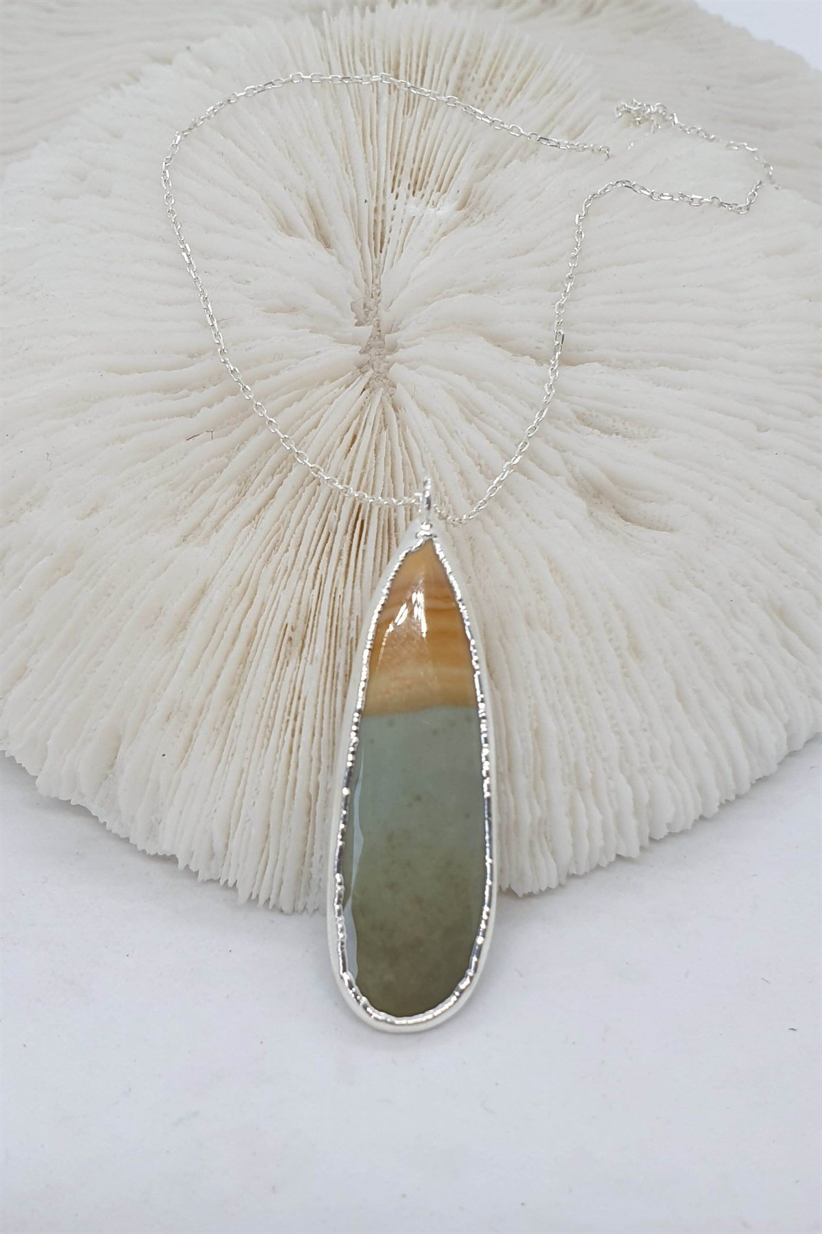 Pistachio Kalsit Sade Zincirli Kolye