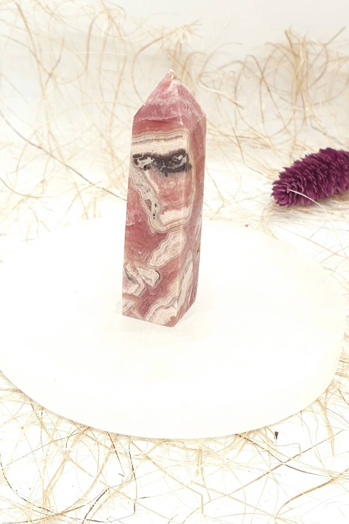 Rodonit Obelisk