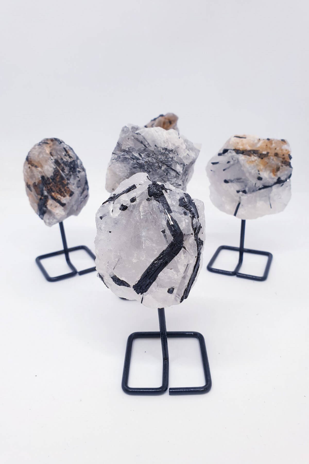 Rutil Kuvars Doğal Taş Standlı Parça