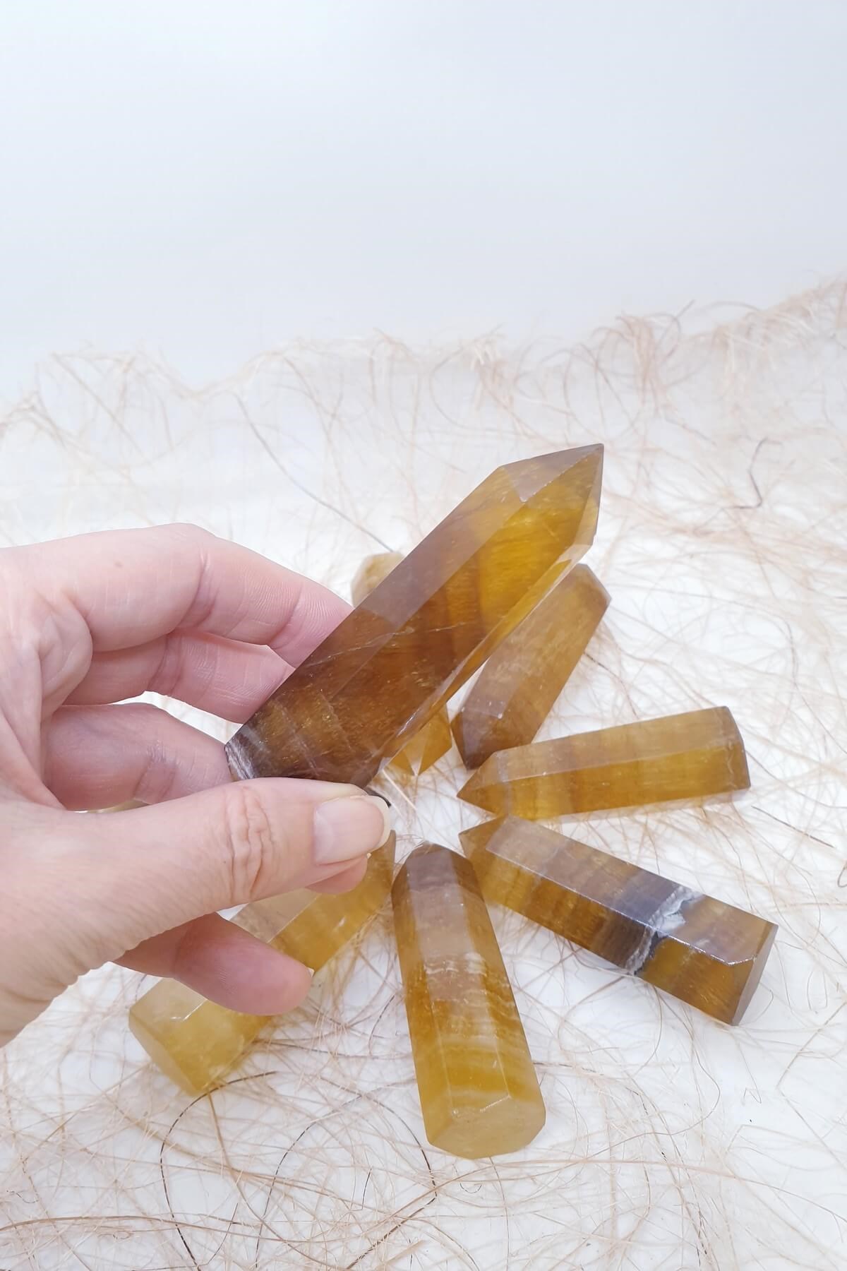 Sarı Florit Obelisk Doğal Taş