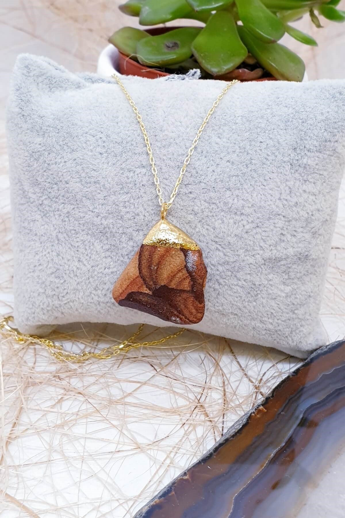 Sun Stone Doğal Taş Kolye