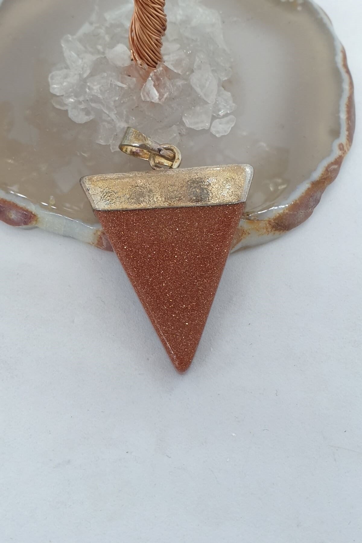Sun Stone Üçgen Doğal Taş Kolye Ucu